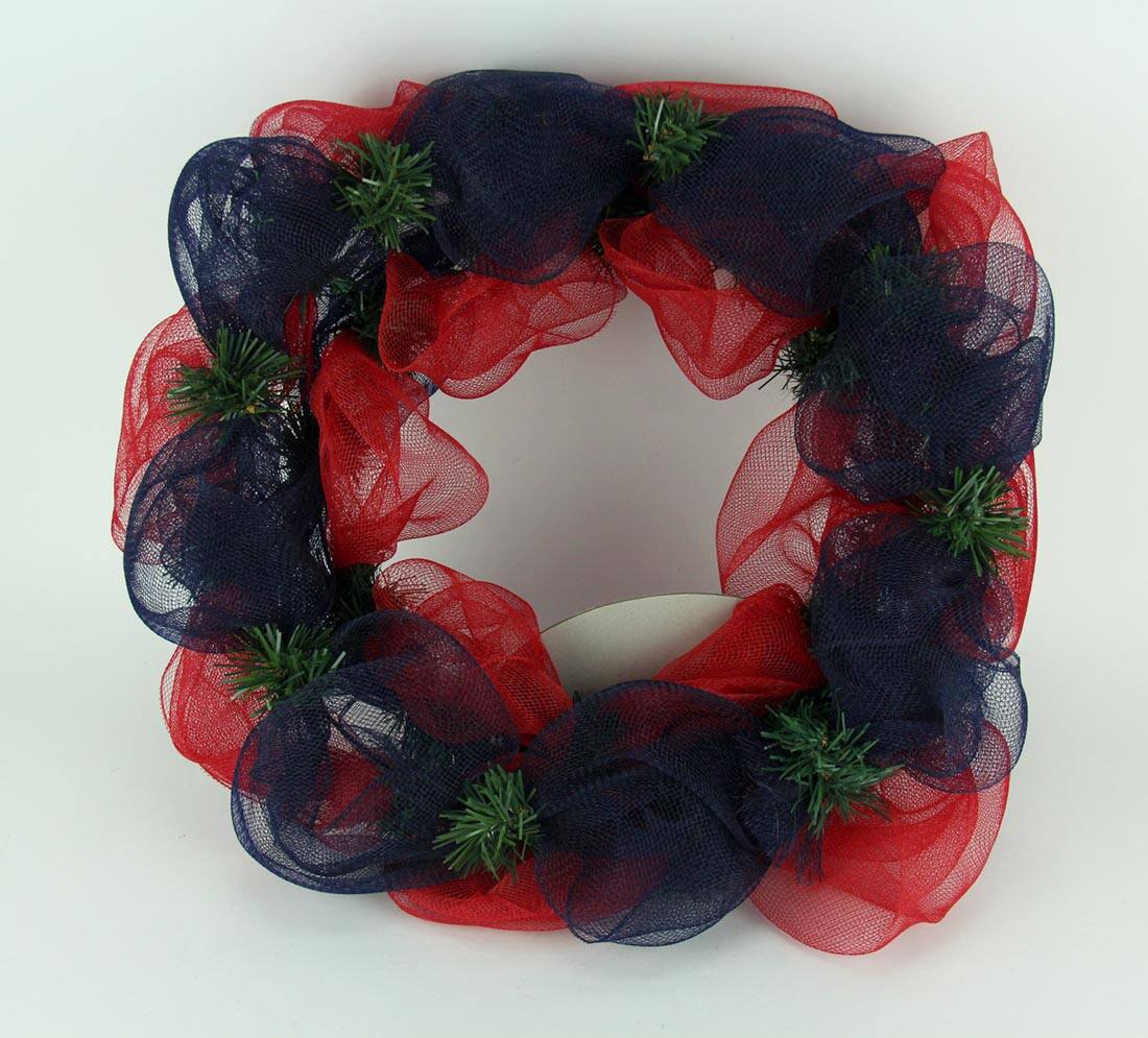 Alt View 2. The Memory Company - MLB Boston Red Sox Team Logo Mesh Front Door Wreath - Multicolored.