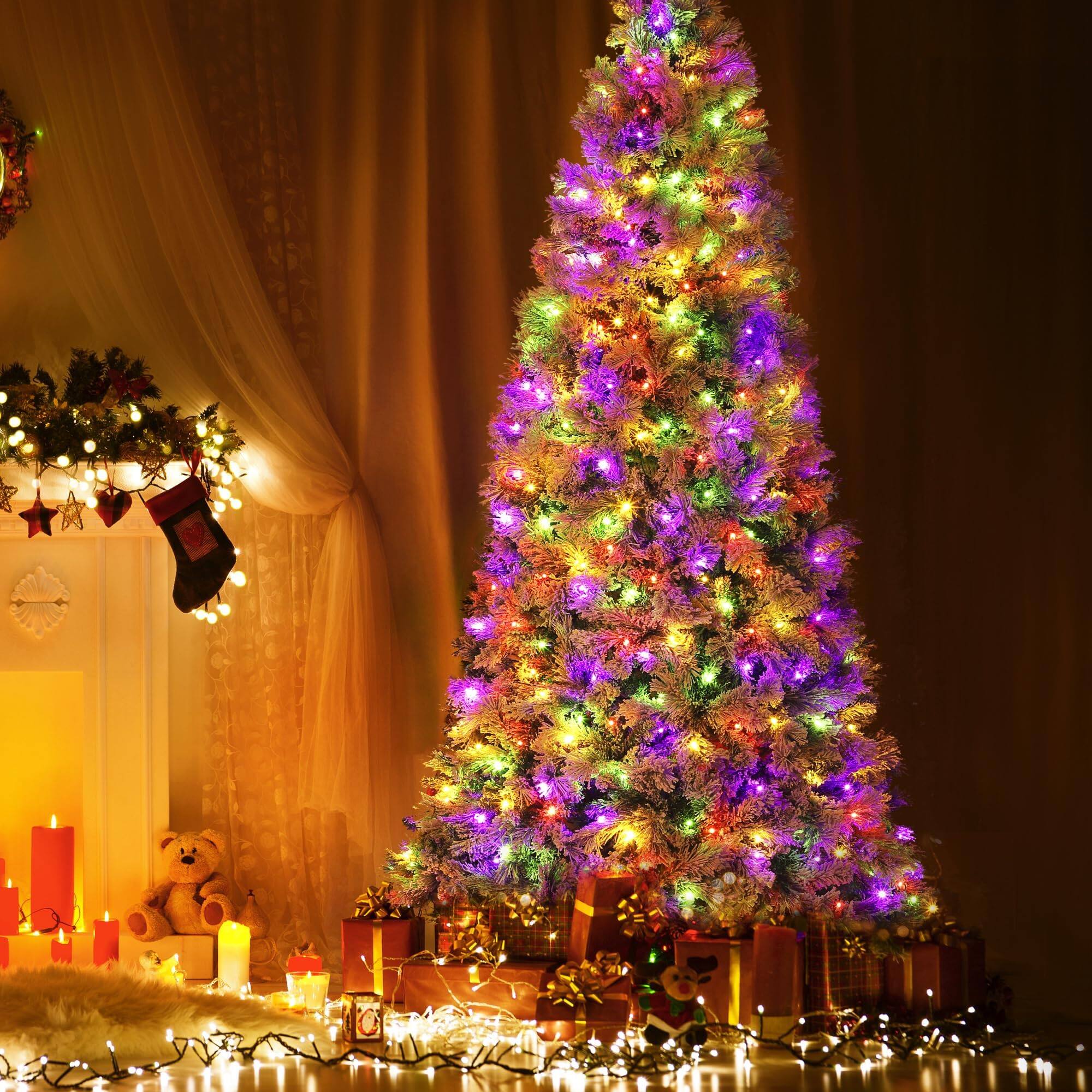 Left. Acekool - 6Ft Prelit Snow Flocked Artificial Christmas Tree, Snow Flocked Full Prelighted Cedar Xmas Tree - Green.