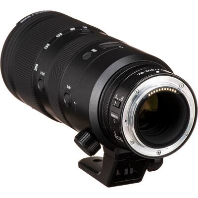 NIKKOR Z 70 200mm f/2.8 VR S Optical Telephoto Zoom Lens for Nikon NIKKOR Z 70 200mm f/2.8 VR S Optical Telephoto Zoom Lens for Nikon