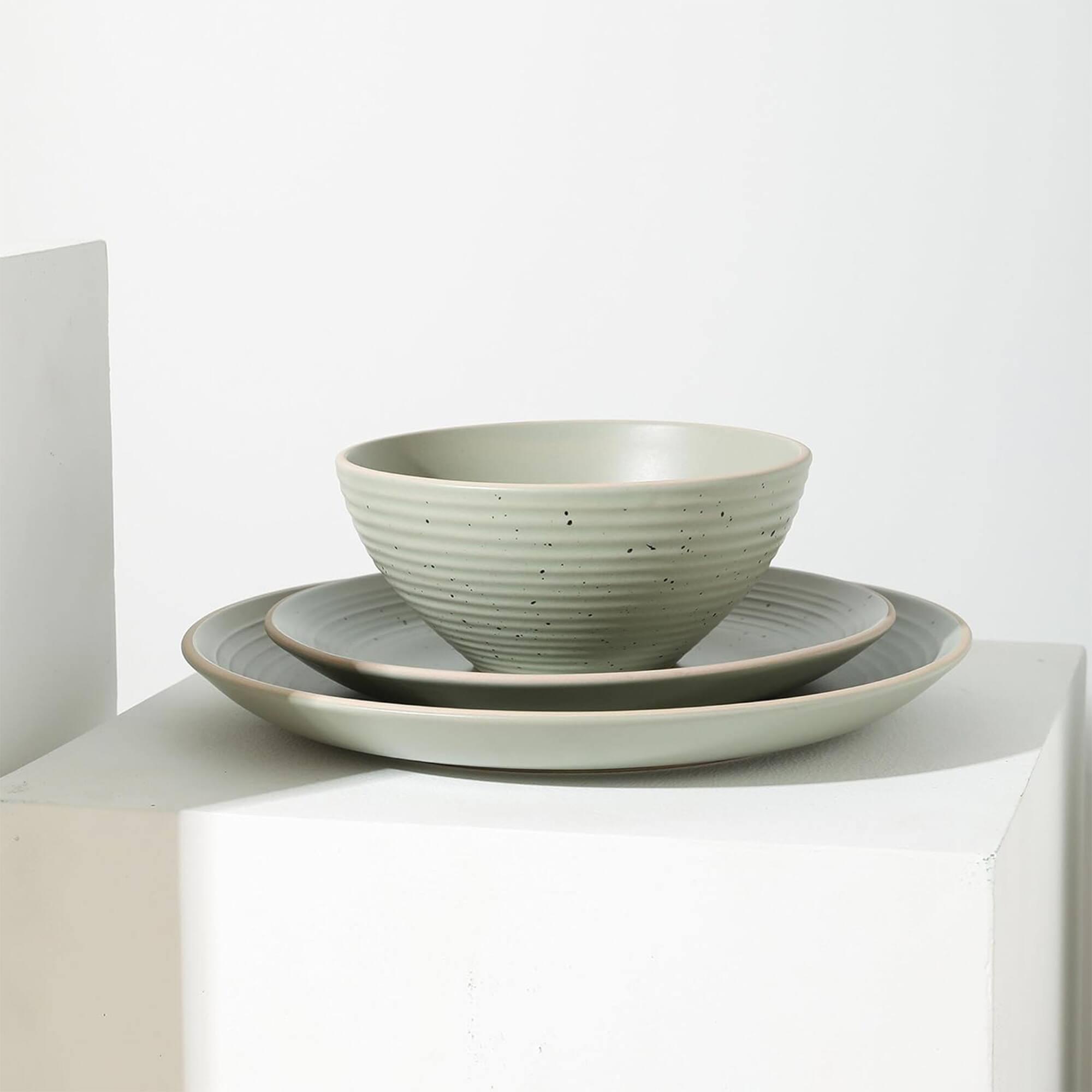 Alt View 3. Stone Lain - Stone Lain Lauren Modern Stoneware 16 Piece Dinnerware Set, Service for 4, Green - Green.
