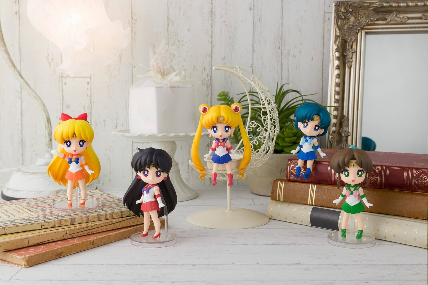 Alt View 4. Bandai - Tamashii Nations - Pretty Guardian Sailor Moon - Figuarts Mini - Sailor Mercury   - COLLECTIBLES - Multicolor.