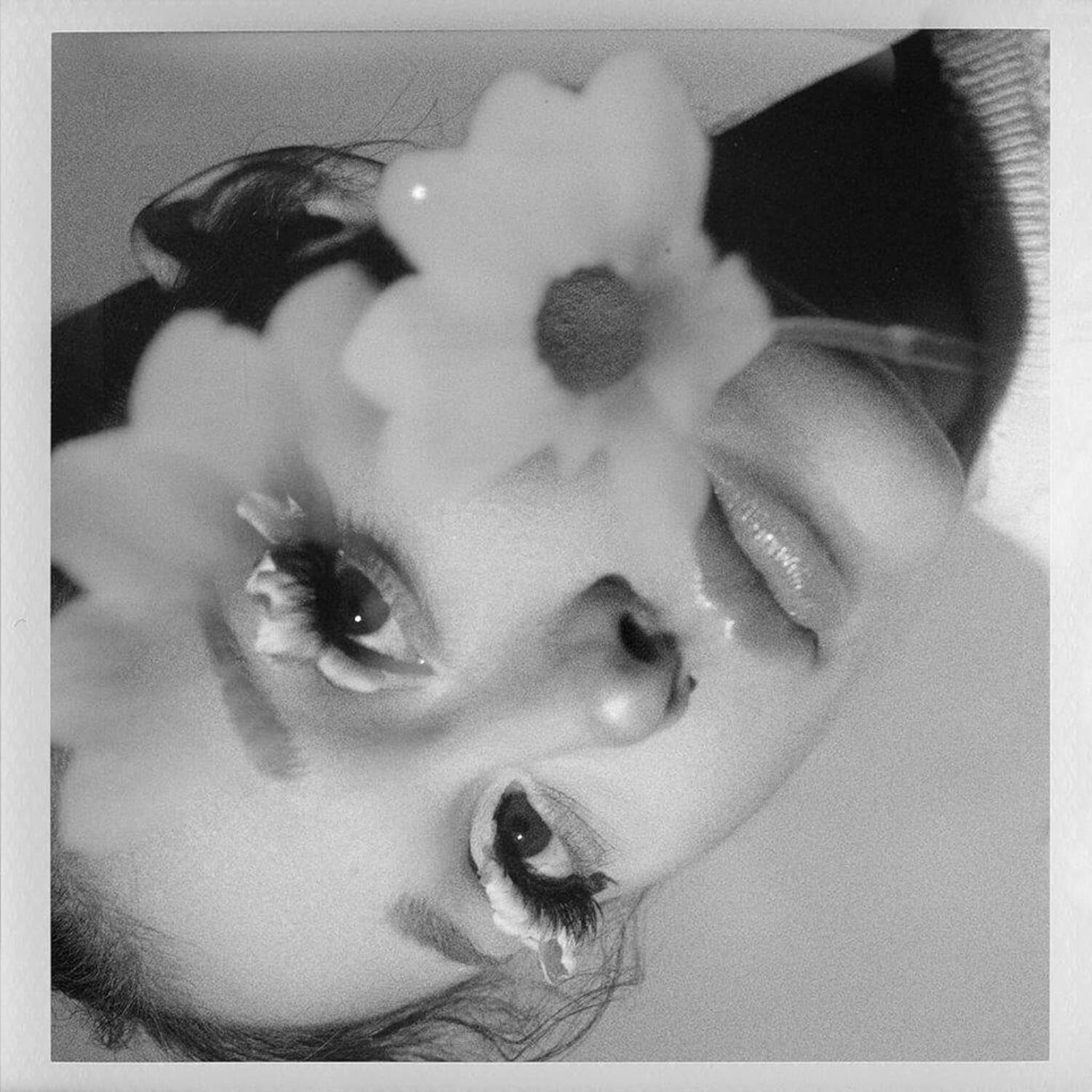 Ariana Grande　Petal　限定レンチキュラージャケットレコード Ariana Grande Petal Japan Deluxe Edition Limited COMPACT DISCS [CD