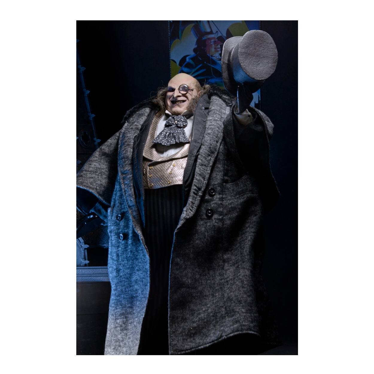 Left. NECA - NECA Batman Returns 1/4 Scale Mayoral Penguin (Danny Devito) Action Figure.