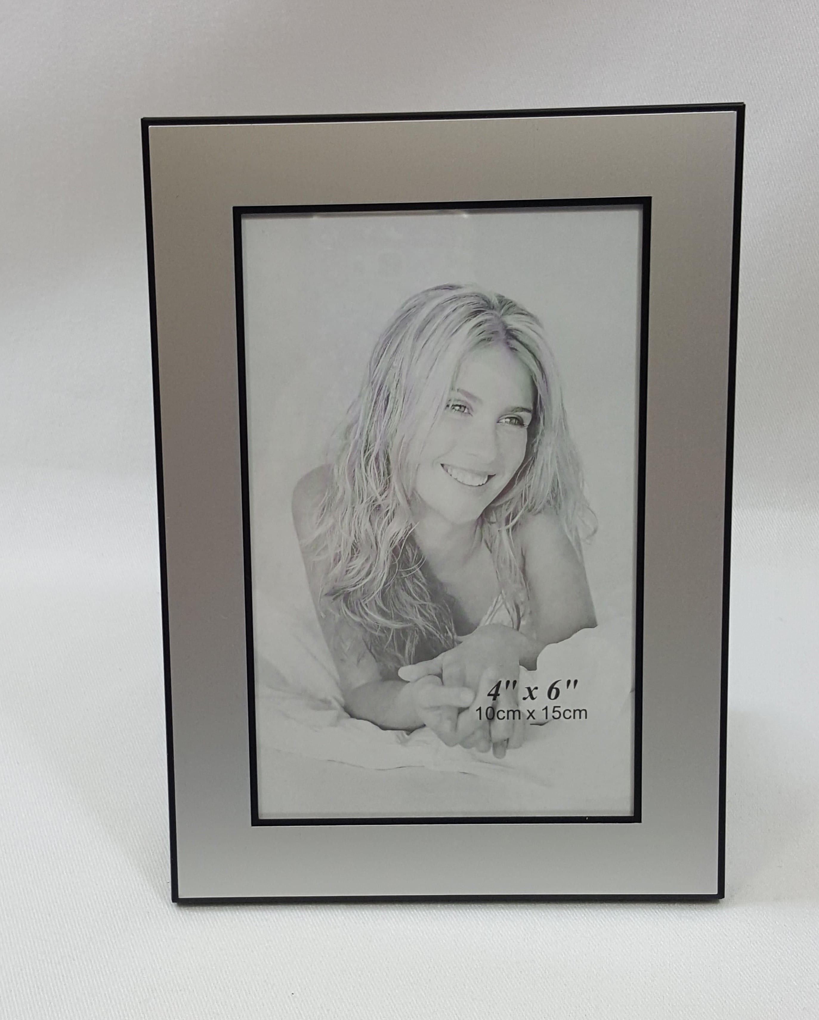 Jiallo - Matt silver Jolene frame 4 x 6" - Silver, Multi Color
