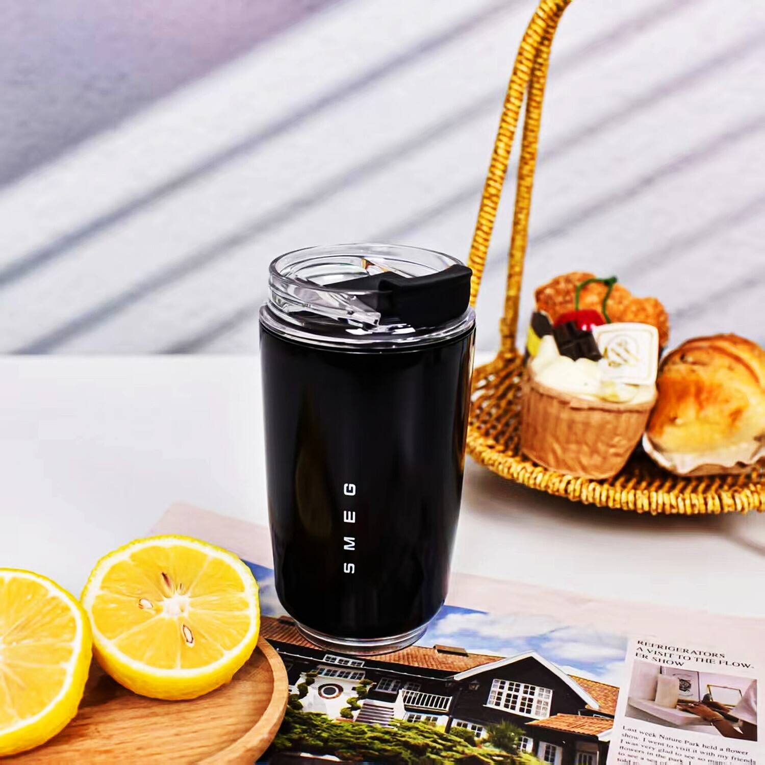 SMEG REFRIIGERATORS A VINTAGE SHOW ... ATOKN SHOW ... FLOW. Vcre E - c Nature Pus - d  TOL a - marwe - ... wah INS  gor - fricedo - mAS