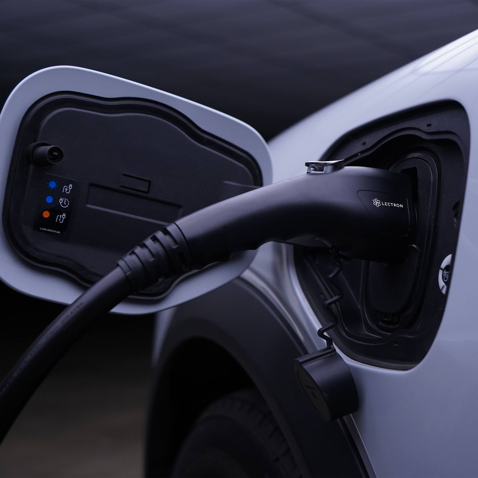 The text on the image reads "Electron".