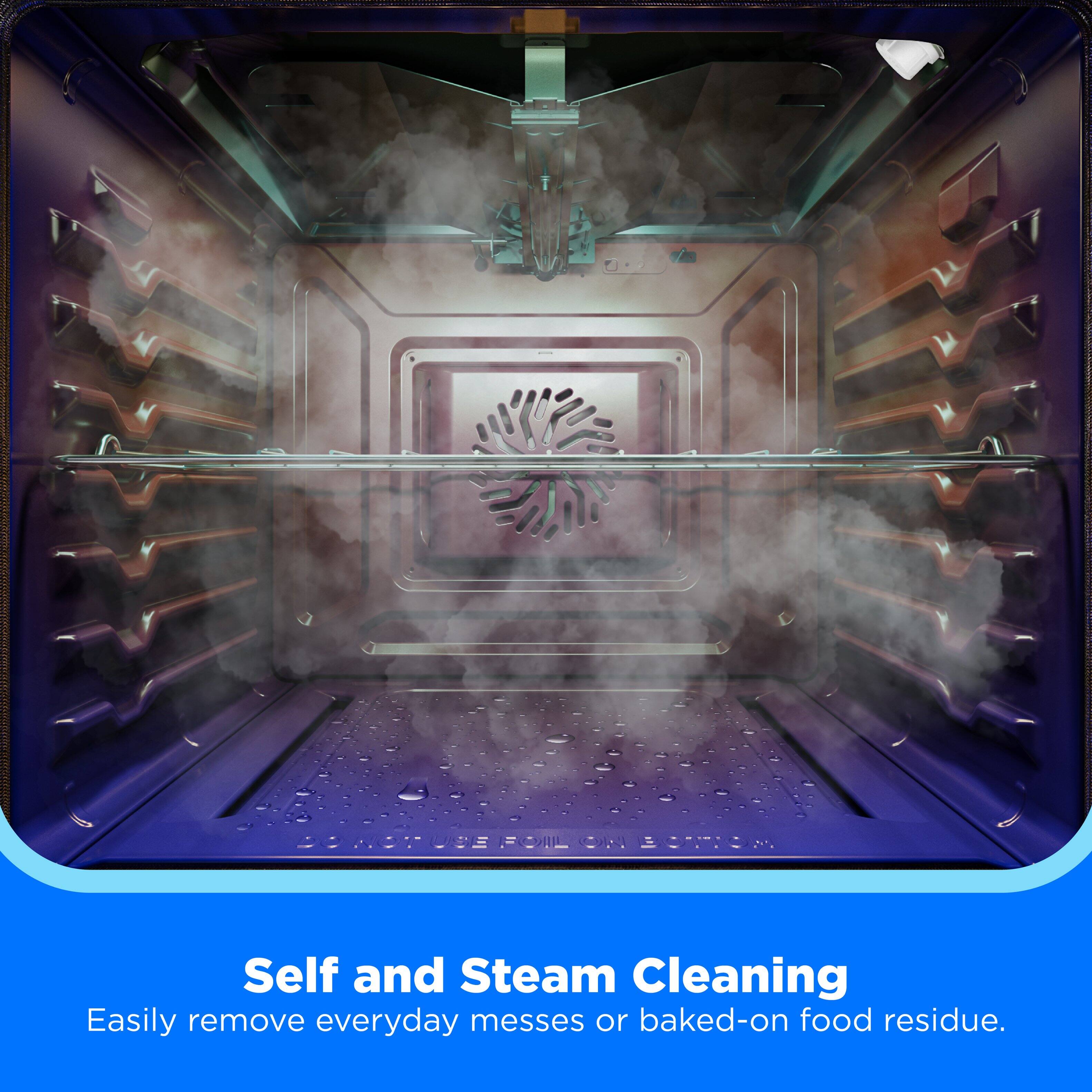 Self and Steam Cleaning  
Easily remove everyday messes or baked-on food residue.