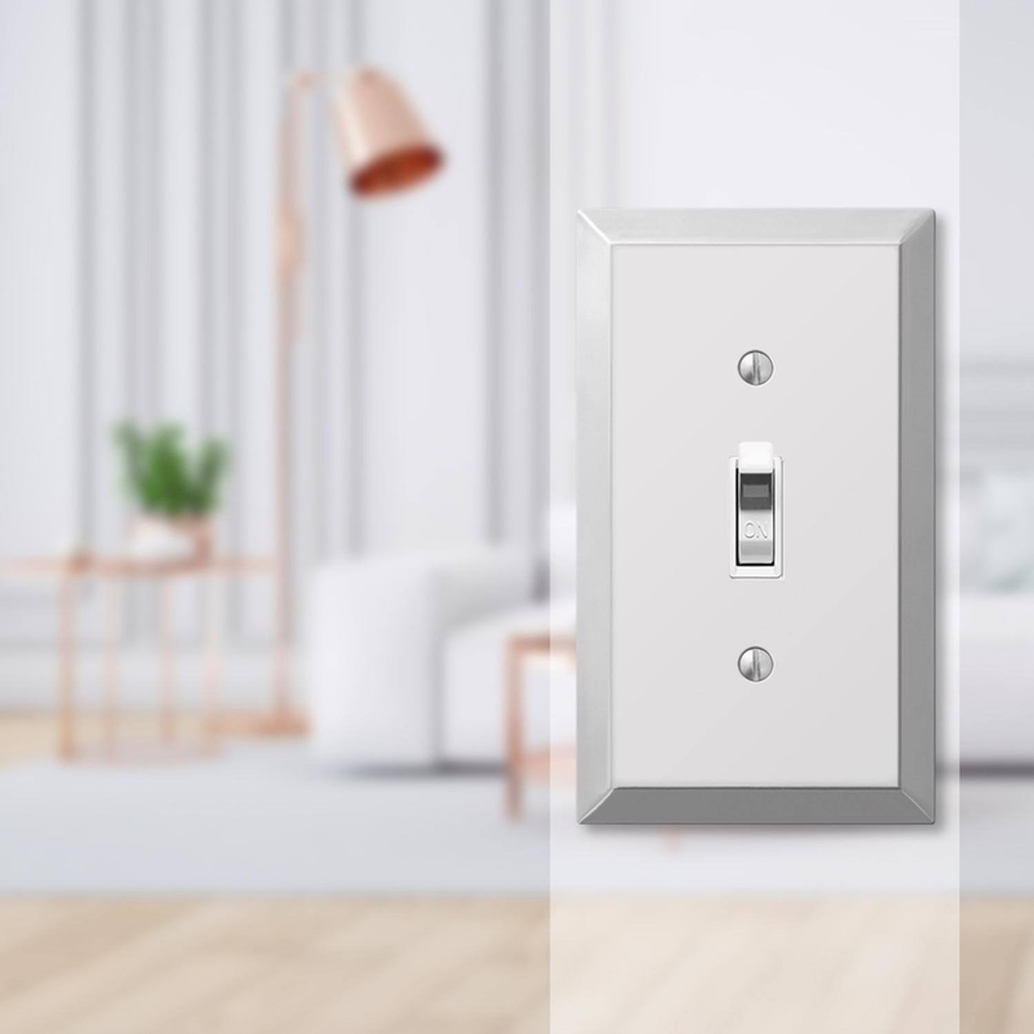 Left. AMERELLE - Amerelle Century Polished Chrome 1 gang Stamped Steel Toggle Wall Plate 1 pk - Chrome.