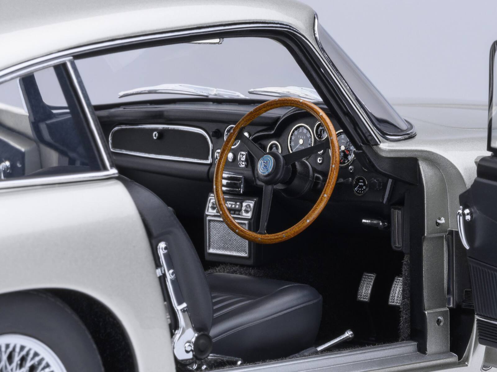 Alt View 3. Autoart - Aston Martin DB5 RHD (Right Hand Drive) Birch Silver 1/18 Model Car by Autoart.