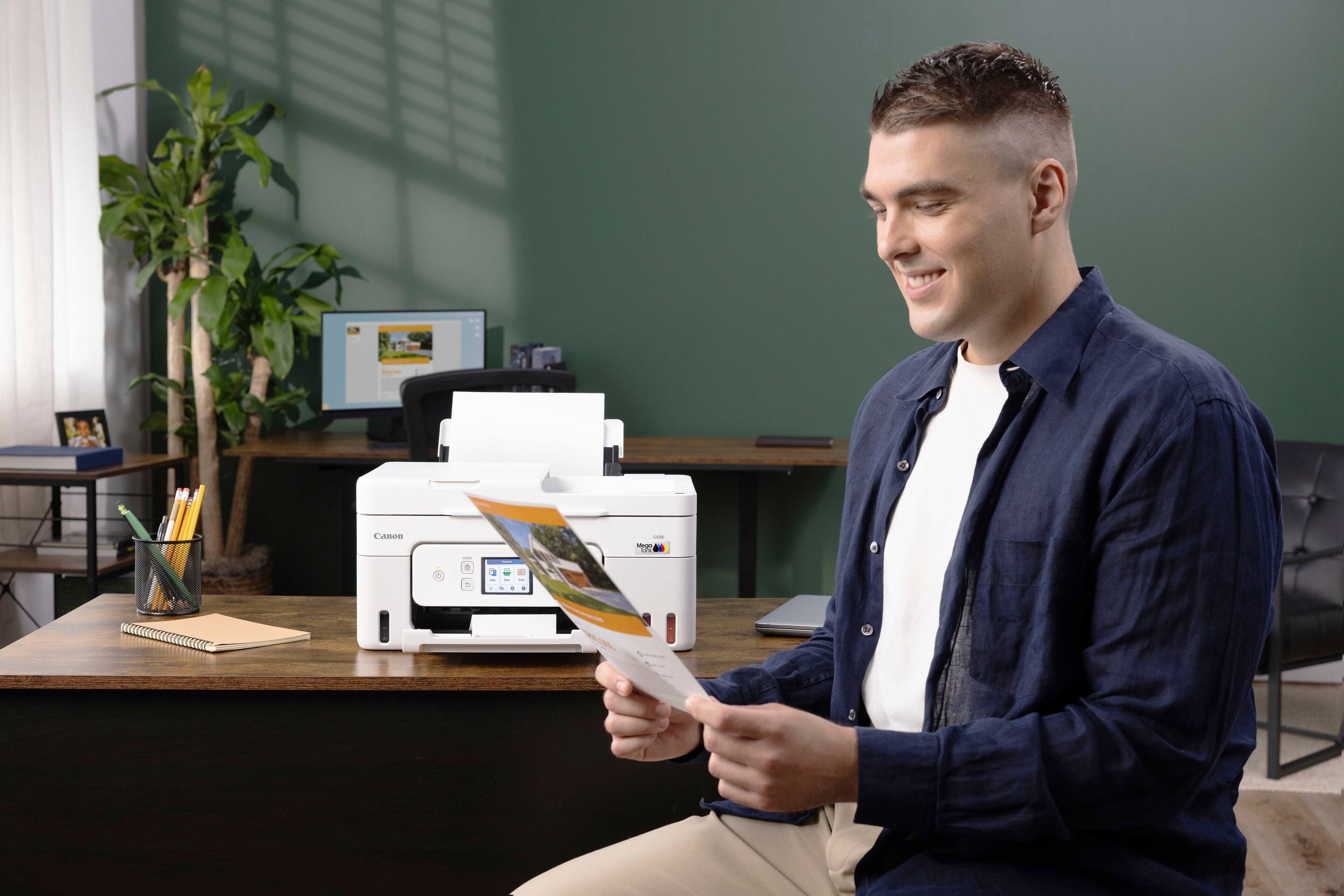 I'm sorry, but the text on the image is not coherent or organized enough to be grouped and corrected. It appears to be a random combination of letters and words without any clear meaning or structure.