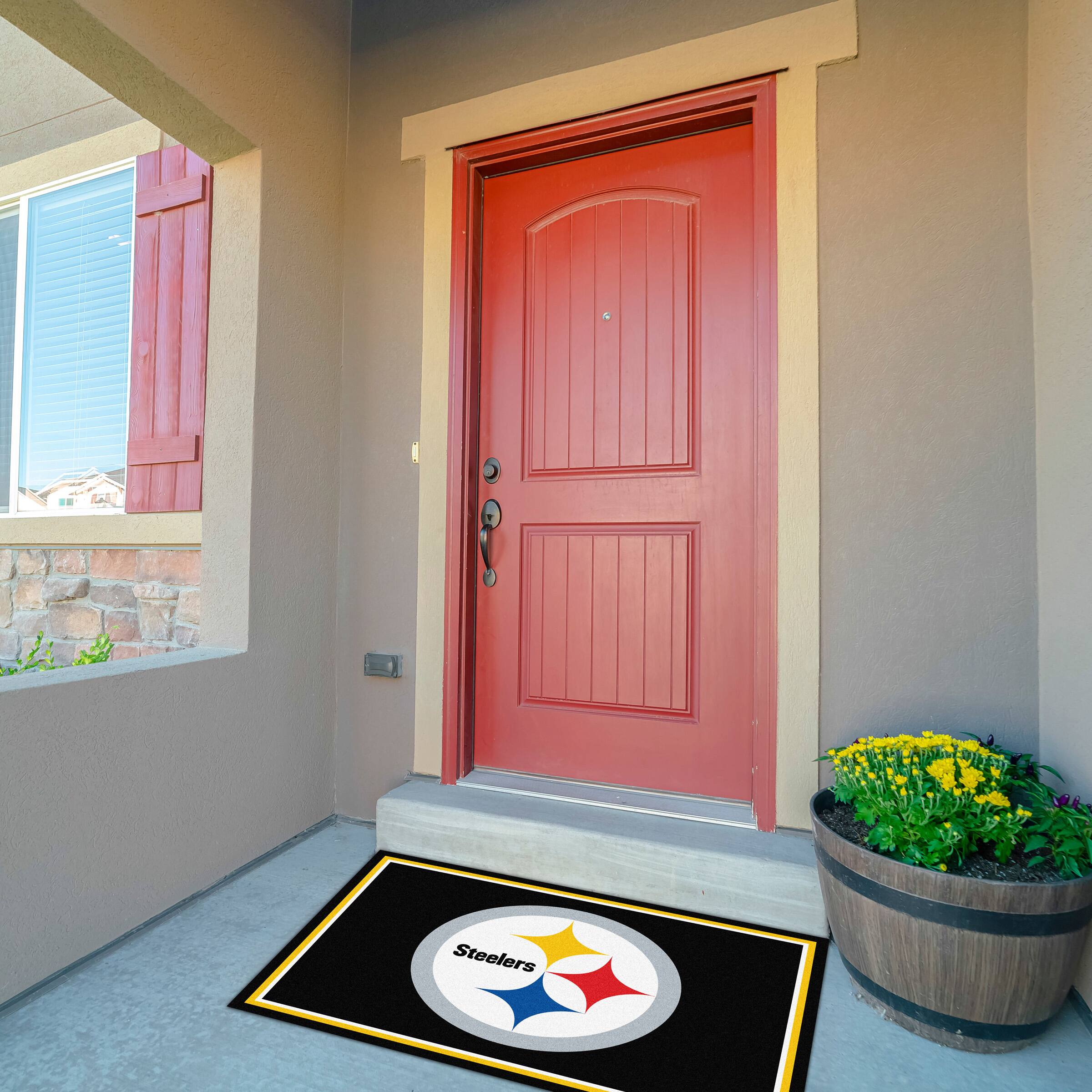 Alt View 3. Imperial - Pittsburgh Steelers 2'8" x 3'10" Area Rug - Multicolor.