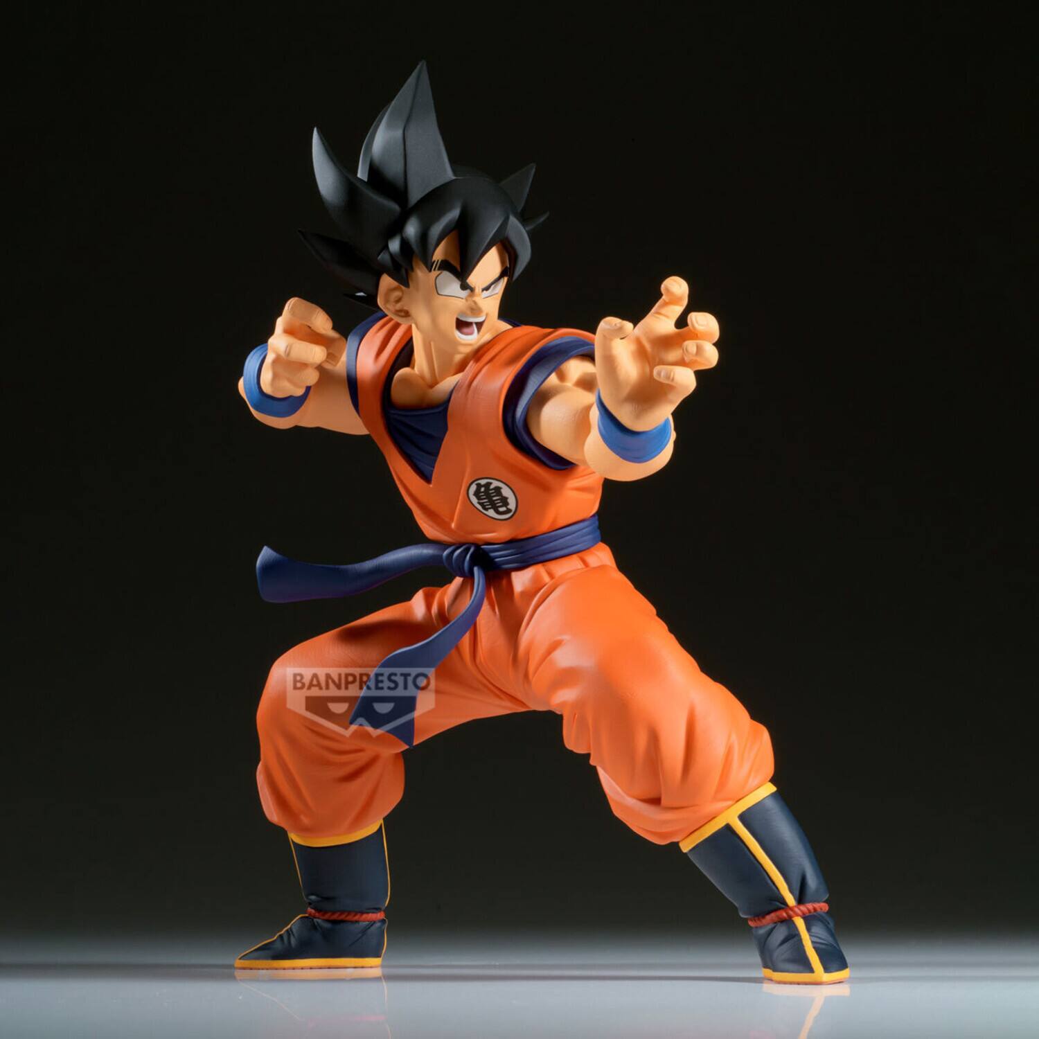 Alt View 4. PopMarket - Banpresto - Dragon Ball Z - Match Makers - Son Goku Statue   - COLLECTIBLES - Multicolor.