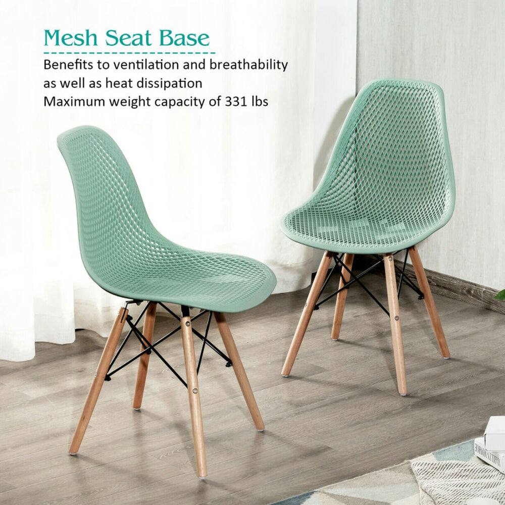Mesh Seat Base  
Benefits to ventilation and breathability as well as heat dissipation  
Maximum weight capacity of 331 lbs