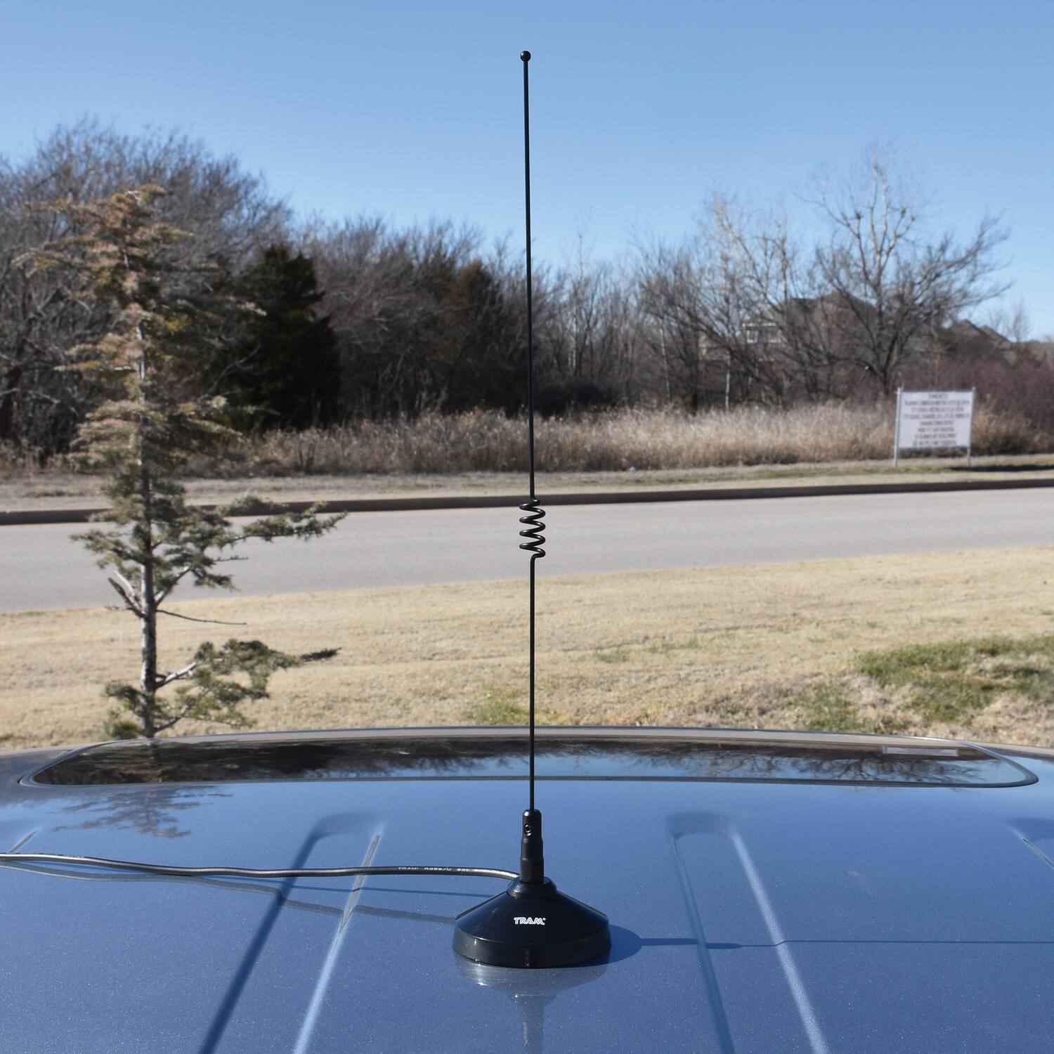 Angle. Tram - Tram 1185-fsma Amateur Dual-band Magnet Antenna With Sma-female Connector - Black.