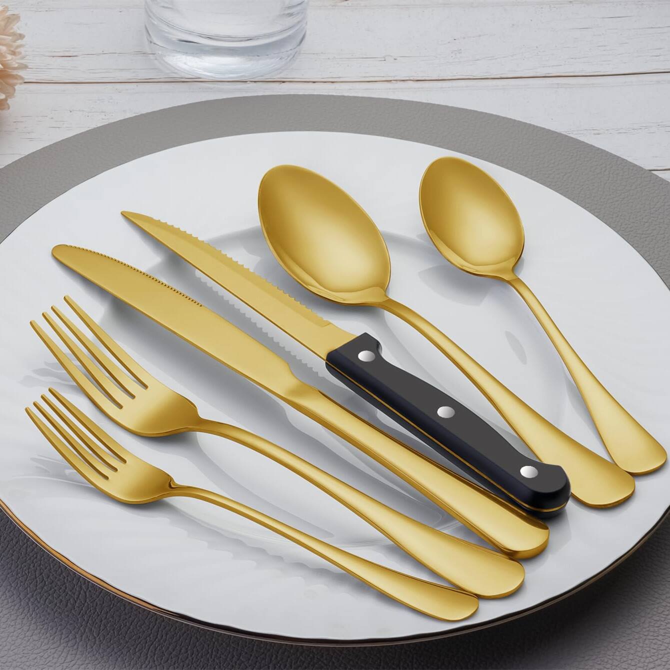 Alt View 2. Dazzed Corner - 72 Pcs Gold Silverware Set with Steak Knives, Stainless Steel Flatware Set Service for 12 - NYXRY2M.