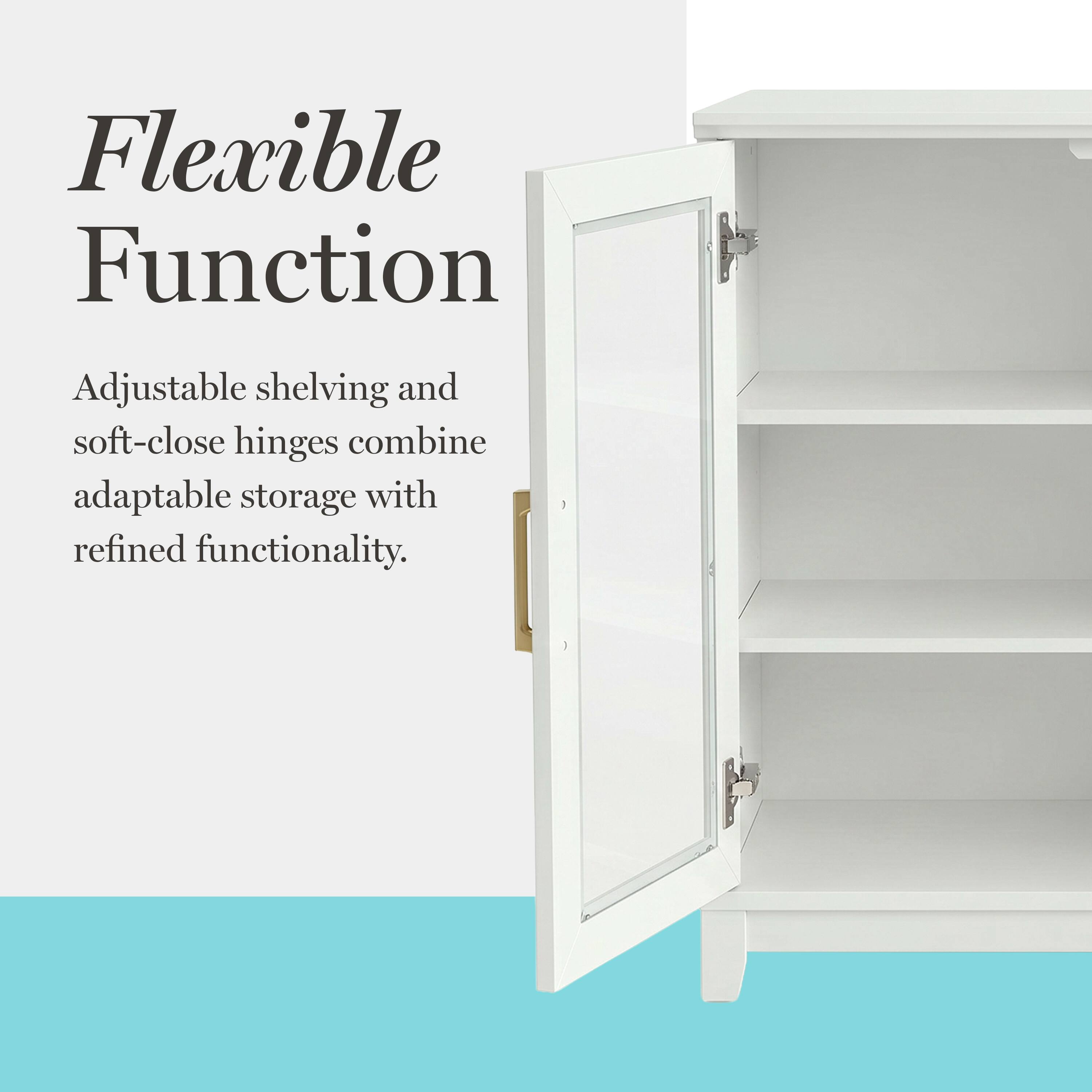 Flexible Function  
Adjustable shelving and soft-close hinges combine adaptable storage with refined functionality.