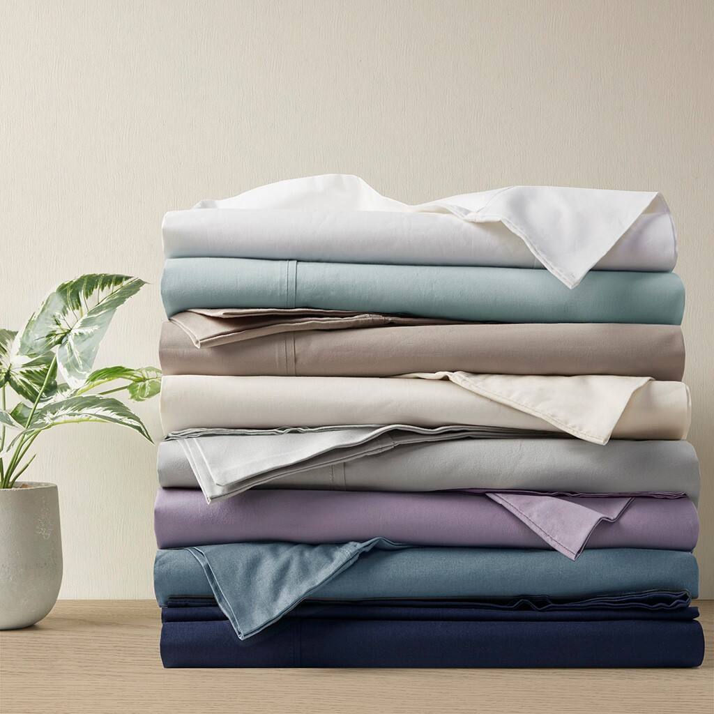 Alt View 3. Gracie Mills - Gracie Mills Clementine 200 Thread Count Year-Round Cotton Percale Sheet Set - Purple.