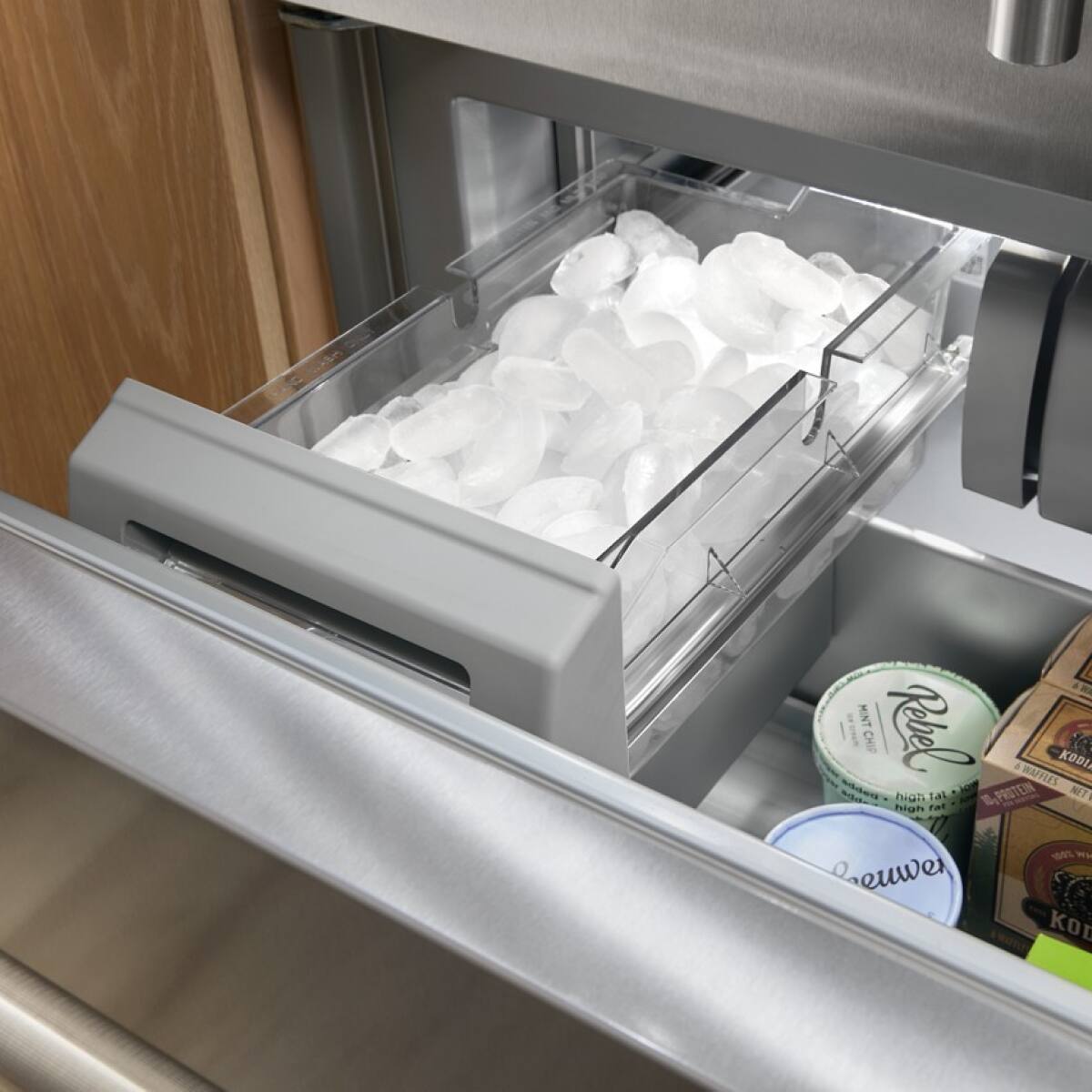 MINT Rebel CHIP 4 KODI WAFFIES d hightal .PROTEIN NET Iigat nat 10S my euwe KOL