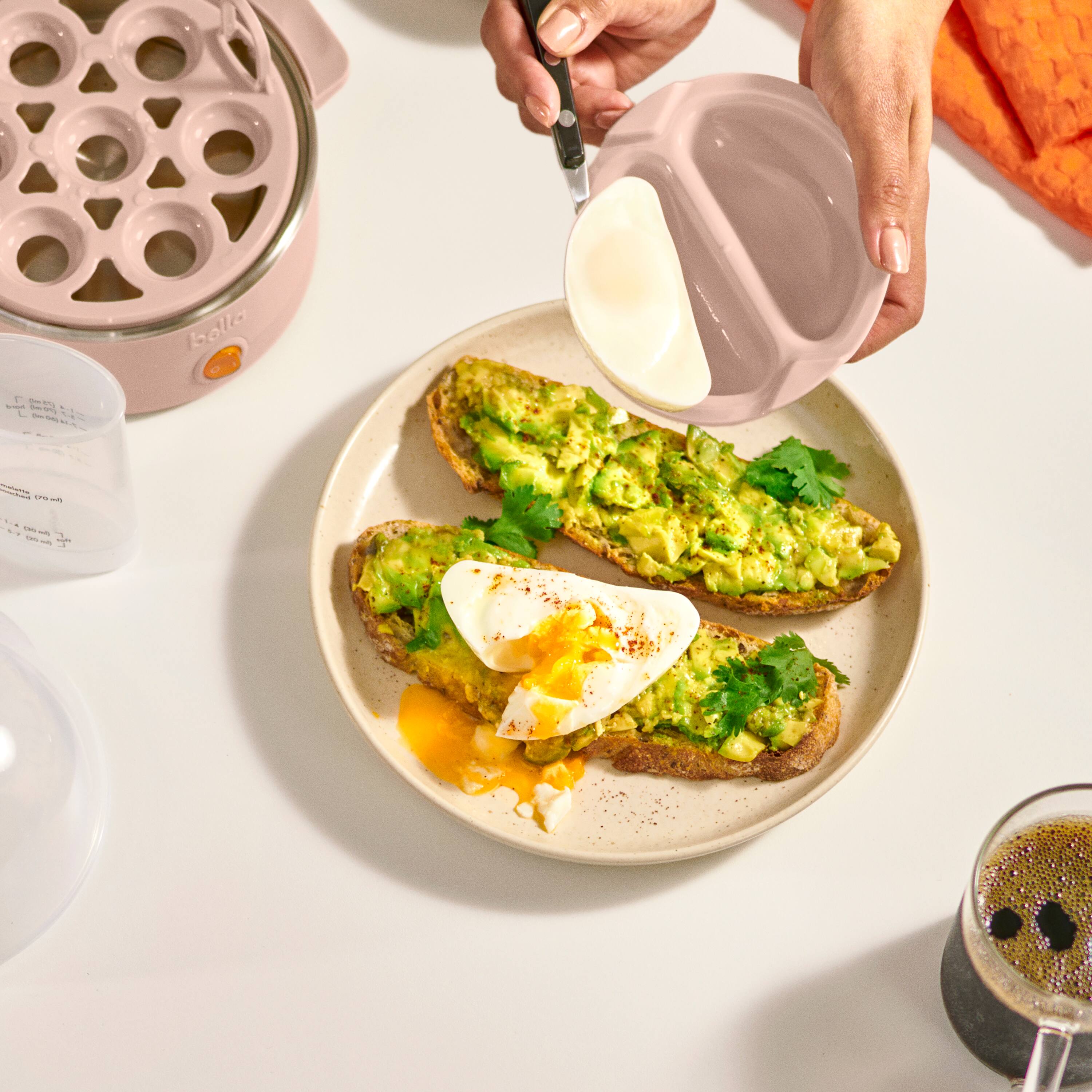 Alt View 5. Bella - 14-Count Egg Cooker - Blossom.