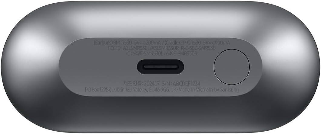 (Earbuds) SM-R530 5V: 200mA (Cradle) EP-QR530 5V=900mA  
FCCID A3LSMRS30L/A3LSMR530R  
R-C-SEC-SMR530 (C:649E-SMR530L/649E-SMR530R  
: 202407  
S/N ABCDEF1234  
PO Box 12987 Dublin, IE / Yateley, GU46 6GG UK  
Made in Vietnam by Samsung