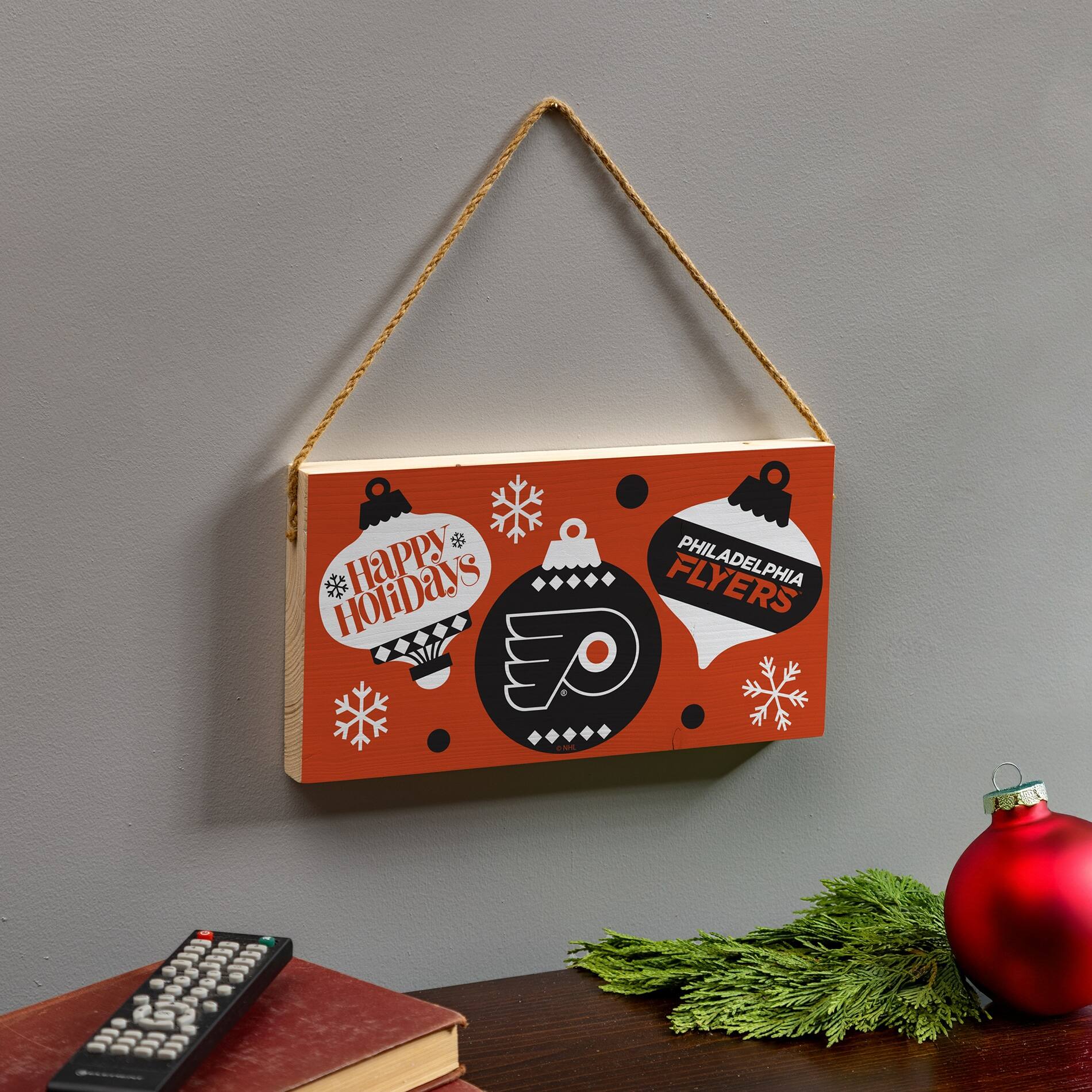 Happy Holidays  
Philadelphia Flyers