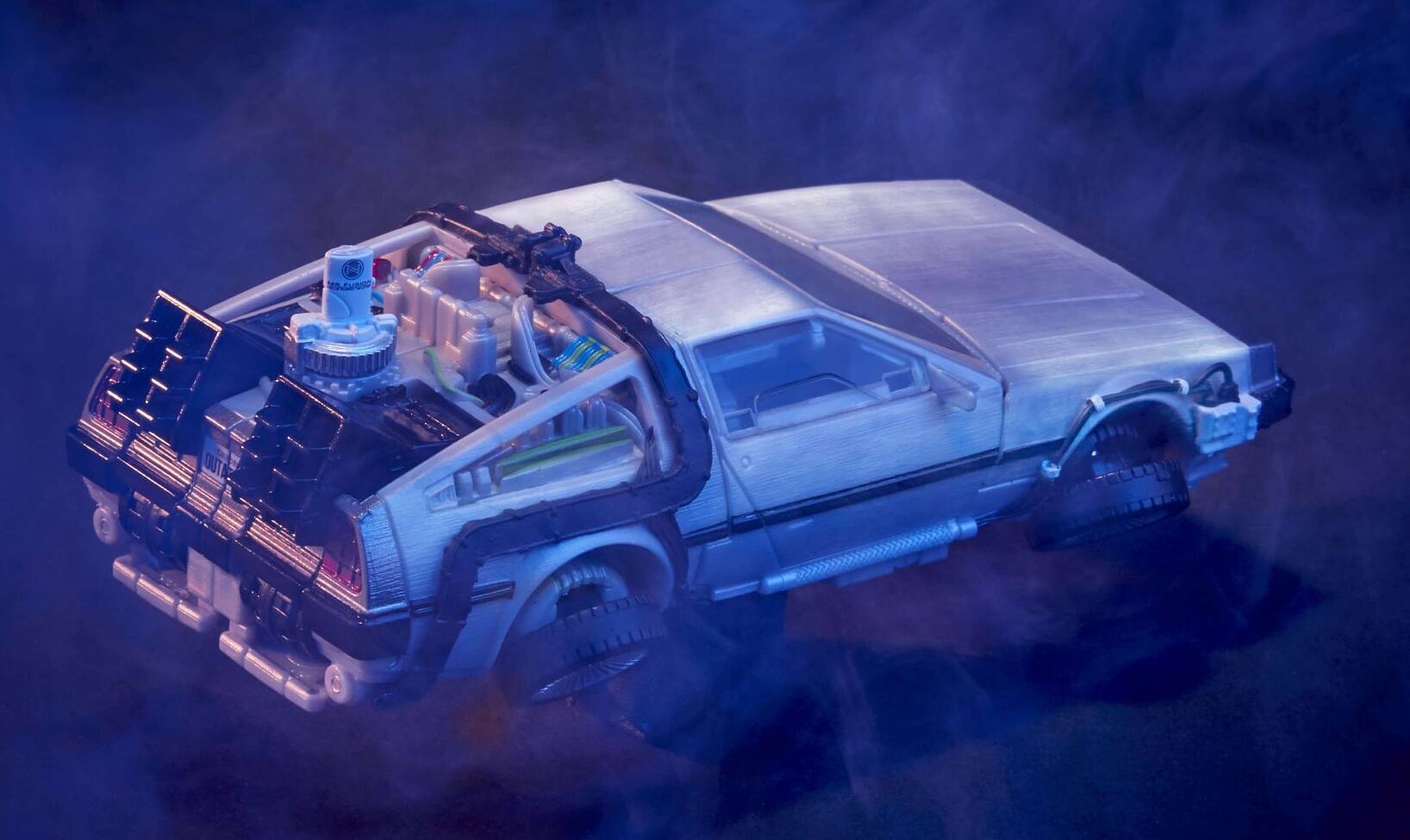 The text on the image reads: "E0-ENES OUTA"