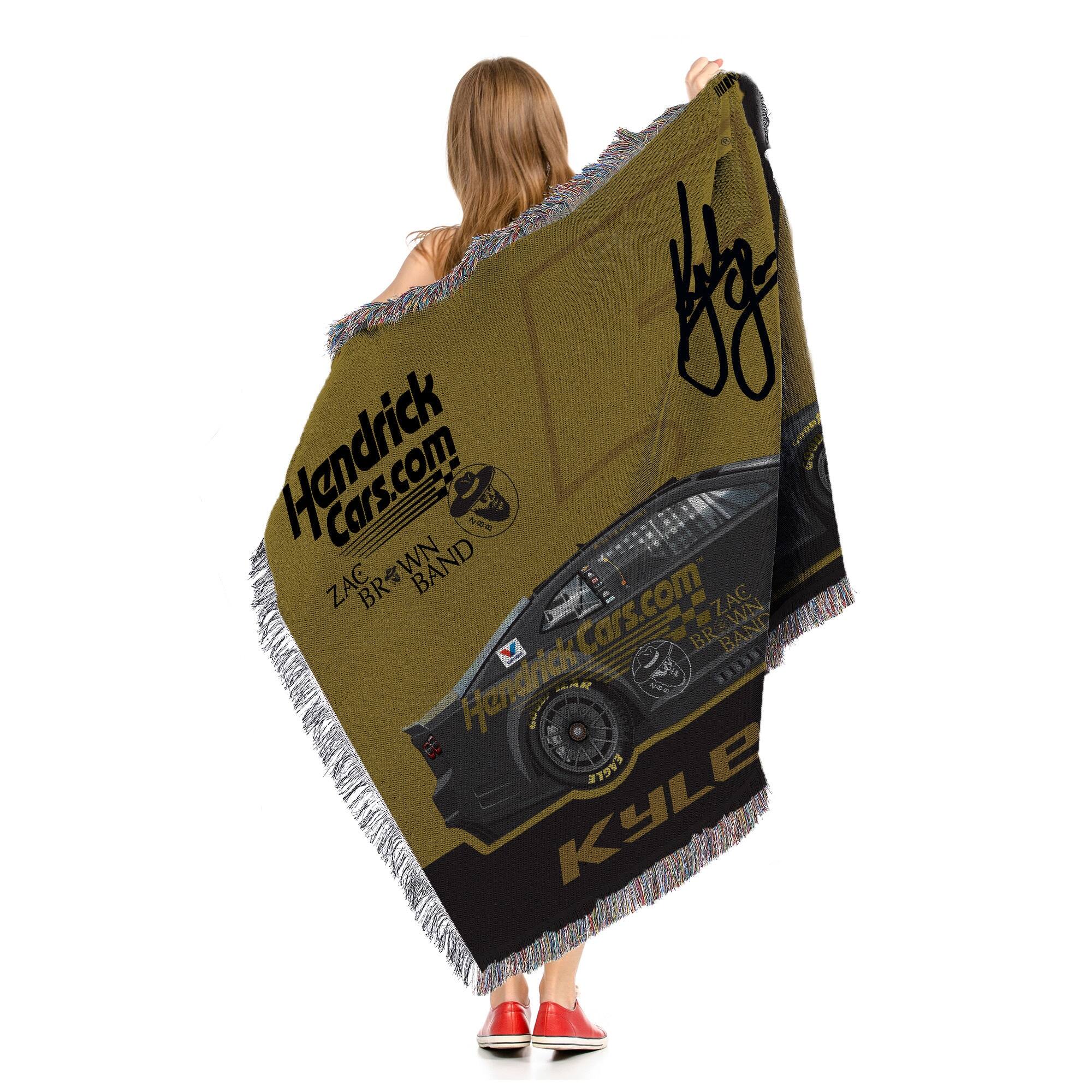 Hendrick Cars.com  
Zac Brown Band  
Kyle  
Hendrick Cars.com  
Zac Brown Band