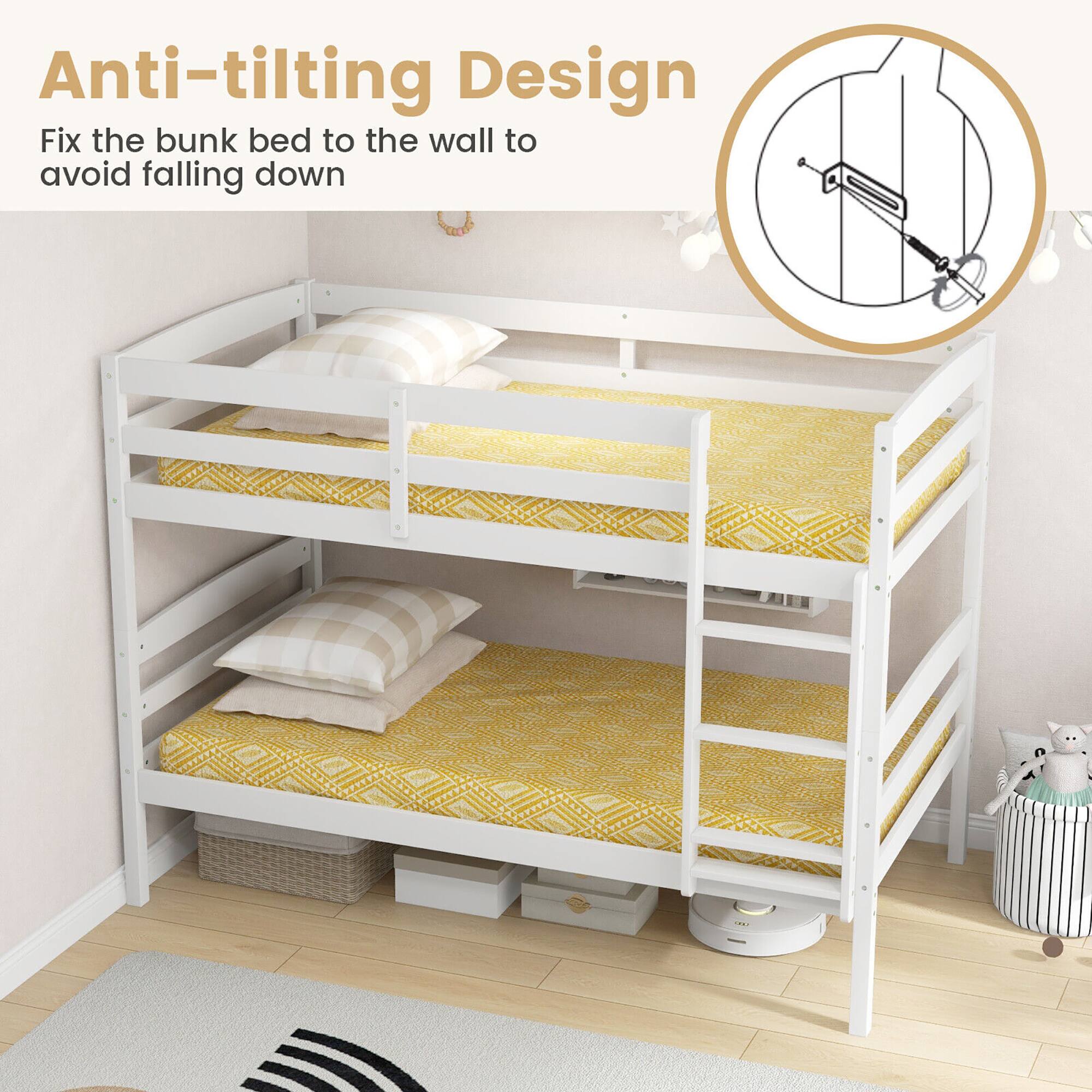 Anti-tilting Design  
Fix the bunk bed to the wall to avoid falling down