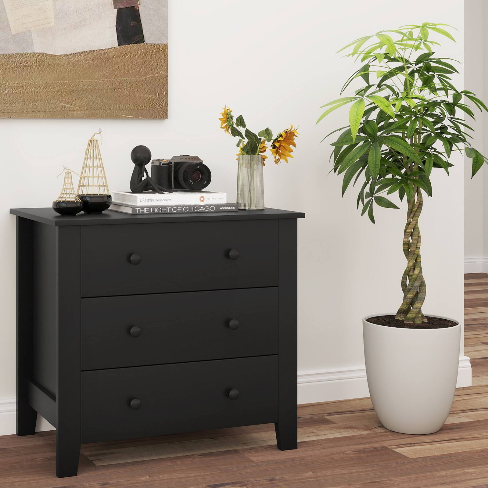 LP Hartley - The Go-Between  
THE LIGHT OF CHICAGO  
ABSOULH