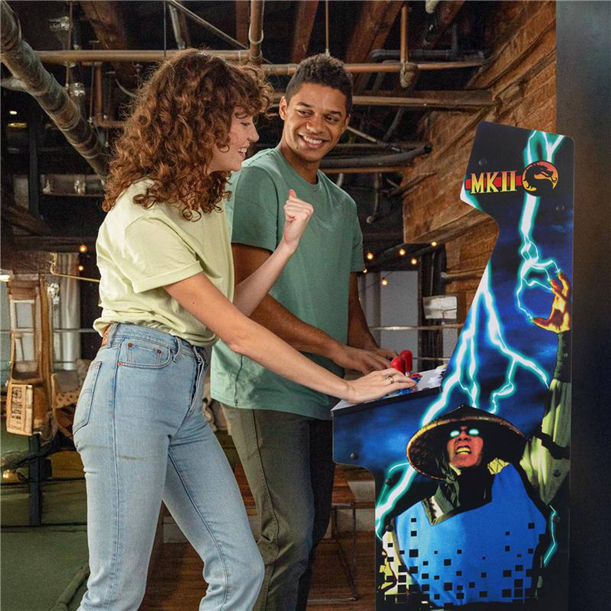 Alt View 1. Arcade1Up - Arcade1Up Mortal Kombat Classic SE Arcade Machine and Classic SE 14.25" Riser - Multicolor.