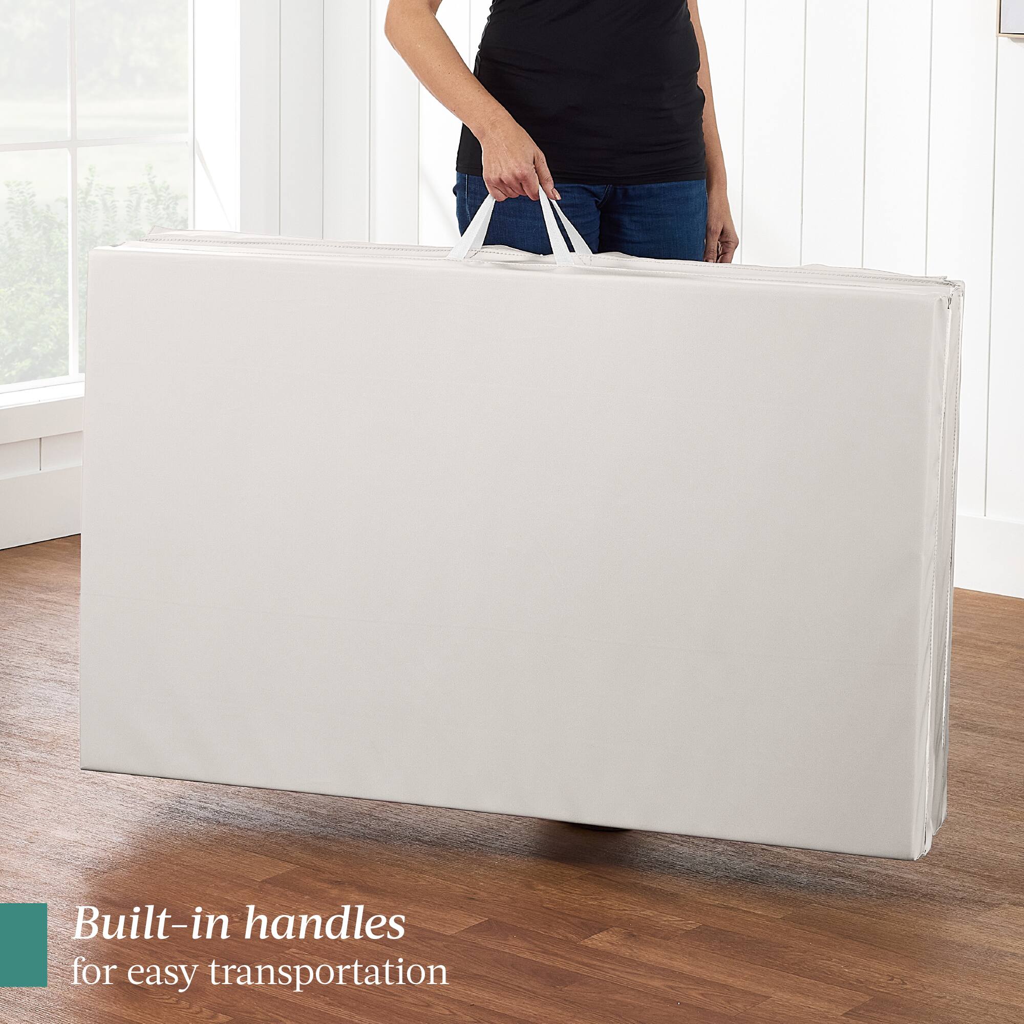 Built-in handles for easy transportation.