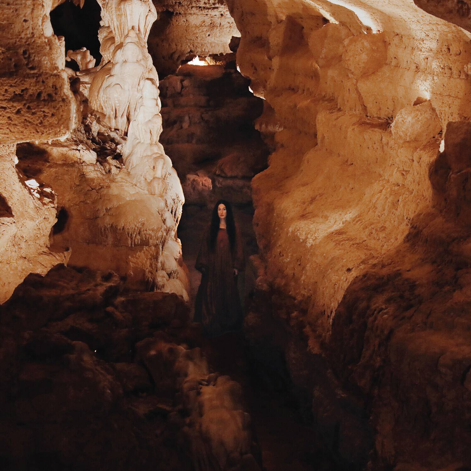 Front. Zola Jesus - Arkhon   - VINYL LP.