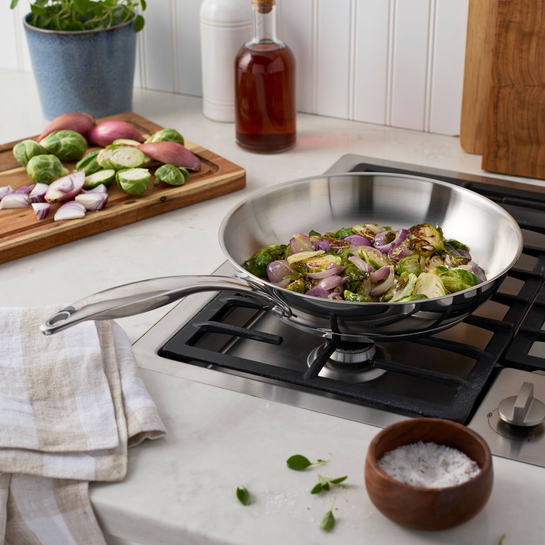 Alt View 1. Henckels - Henckels Aragon 10-inch Stainless Steel Fry Pan - Stainless Steel.