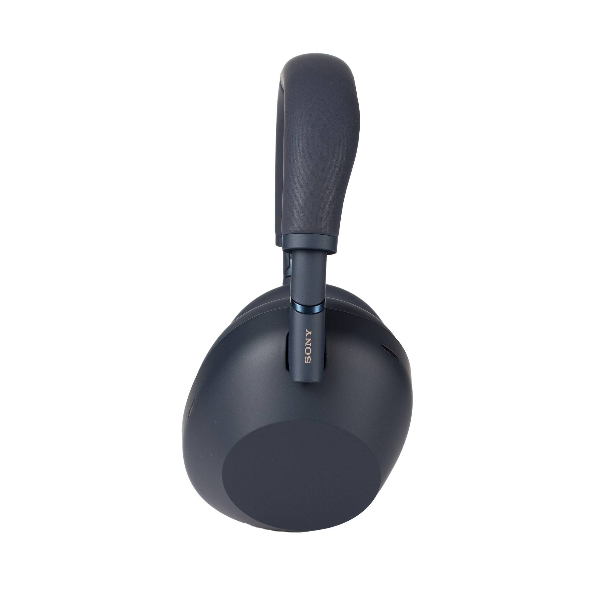 Alt View 5. Sony - Sony WH-1000XM6 Headphones (Blue) Bundle (International Version) - Blue.