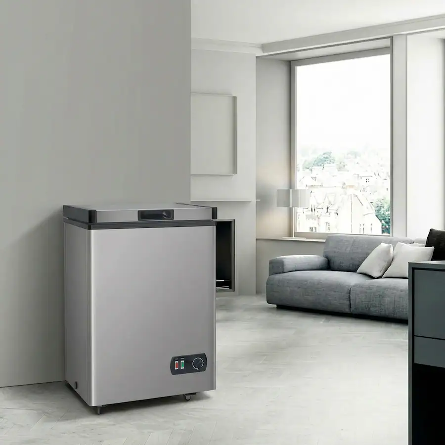 Vaczon 4.2 Cu. Ft. Compact Chest Freezer with Adjustable Thermostat and ...