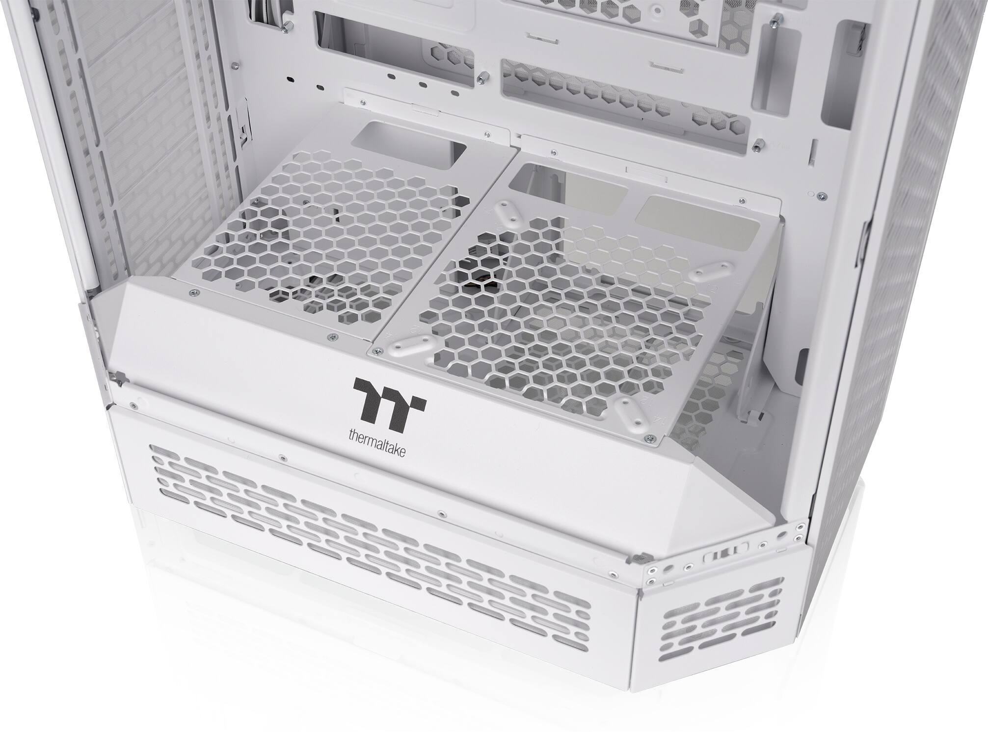 Alt View 28. Thermaltake - Tower 600 Mid Tower ATX PC Case - Snow.