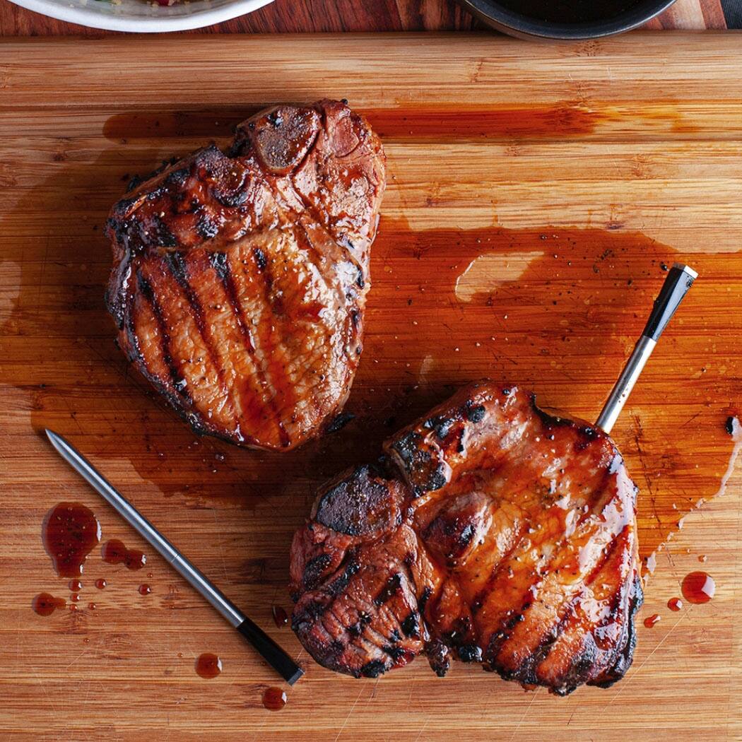 Alt View 1. Traeger Grills - MEATER Plus Wireless Meat Thermometer - Honey.