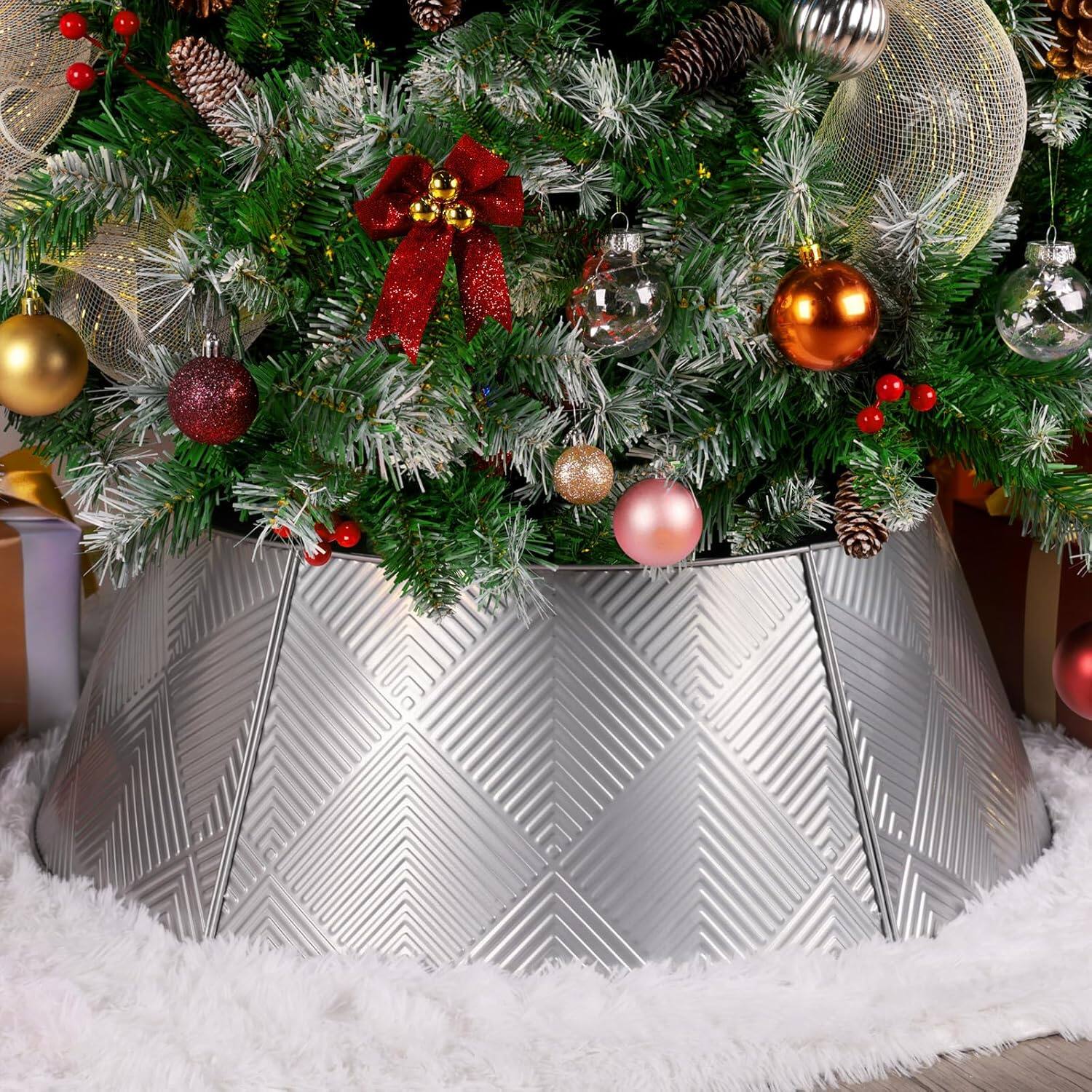 Front. Nordic Hygge - Metal Christmas Tree Skirt – 28-Inch Diameter with Unique Line Pattern Silver - Silver.
