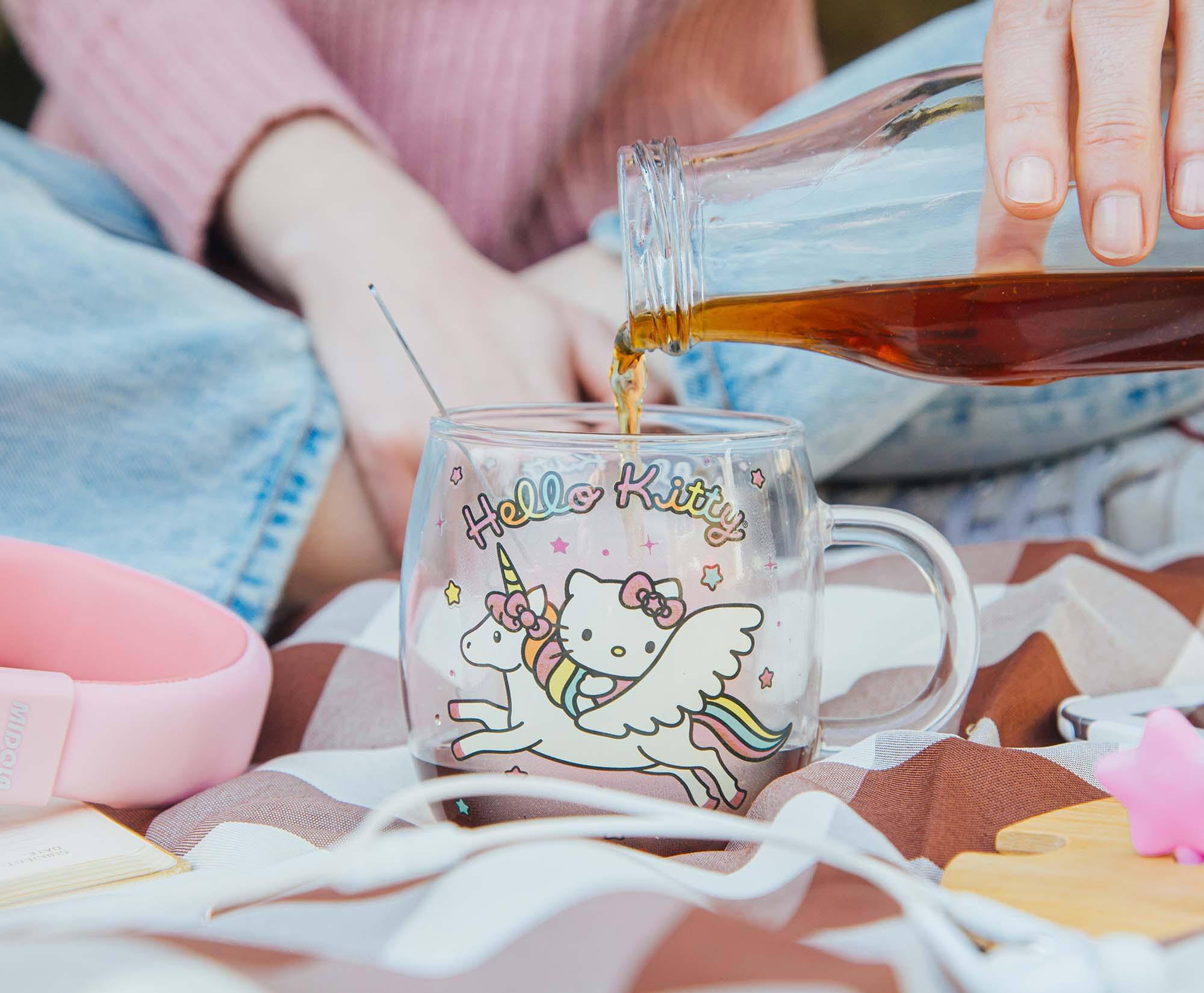 Hello Kitty  
MIDNIGHT