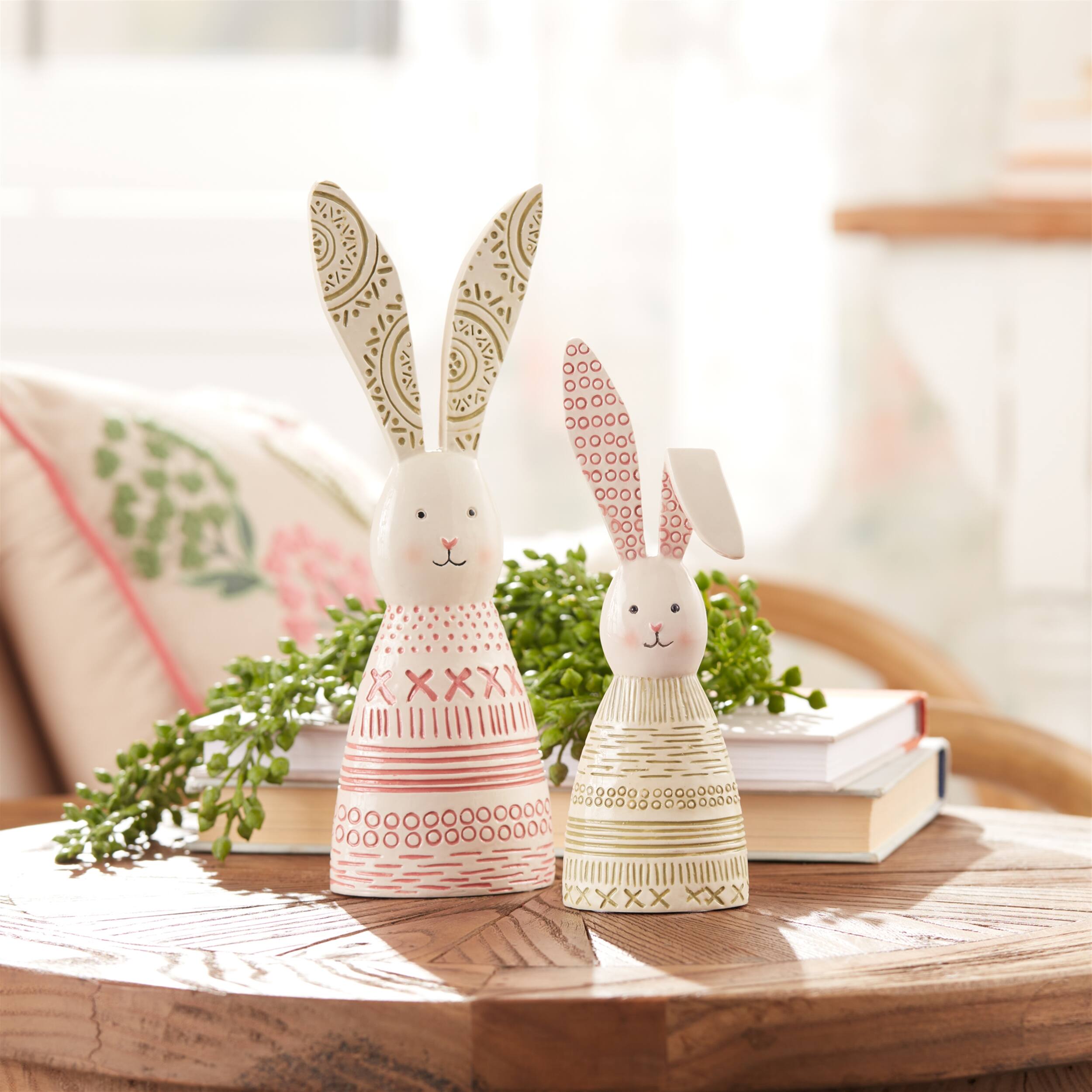 Angle. BreeBe - Resin Bunny (Set of 4) - White, Pink, Green.