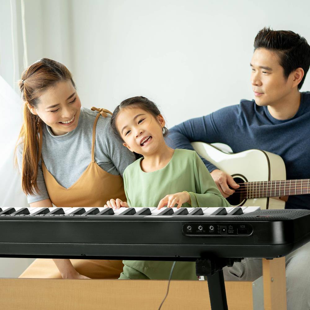 Alt View 3. Winado - 61 Key Keyboard Piano for Beginners with Speakers LED Digital Display.