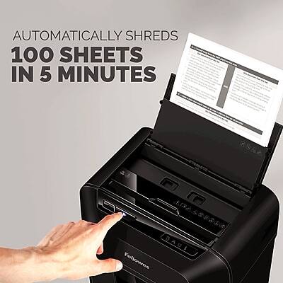 AUTOMATICALLY SHREDS  
100 SHEETS IN 5 MINUTES  

GAUI Fellowes