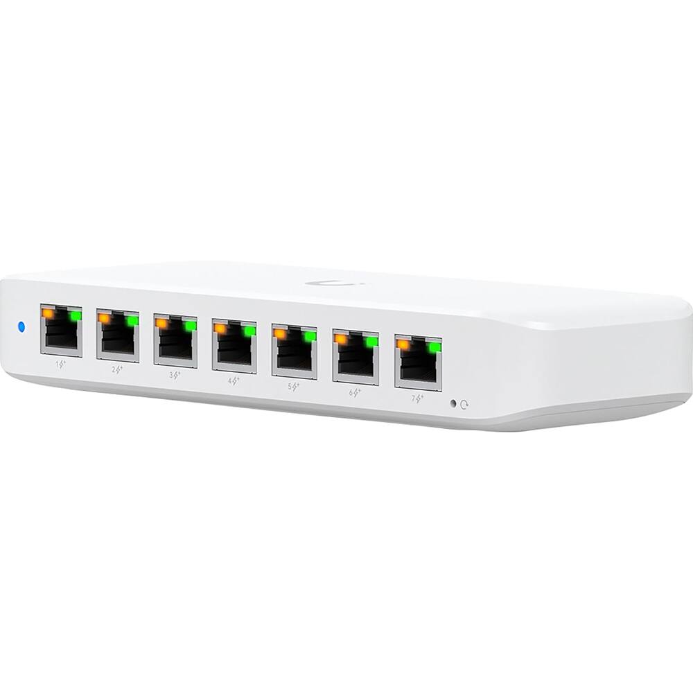 Alt View 2. Ubiquiti - Ultra 8-Port Gigabit PoE+ Compliant Managed Network Switch USW-ULTRA - White.