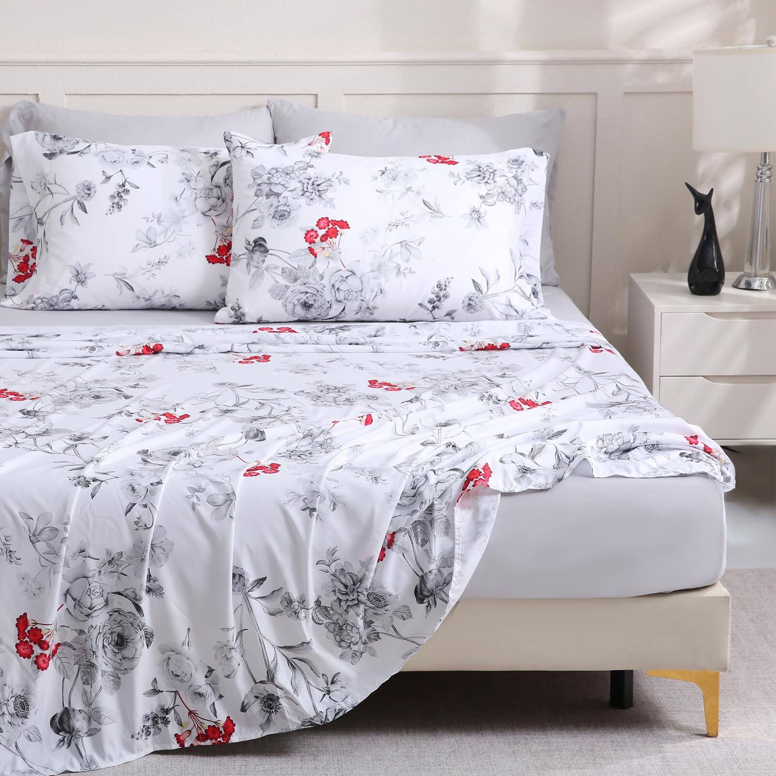 Crimson Whisper-Queen