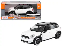 Mini Cooper S Countryman White 1/24 Diecast Car Model by Motormax