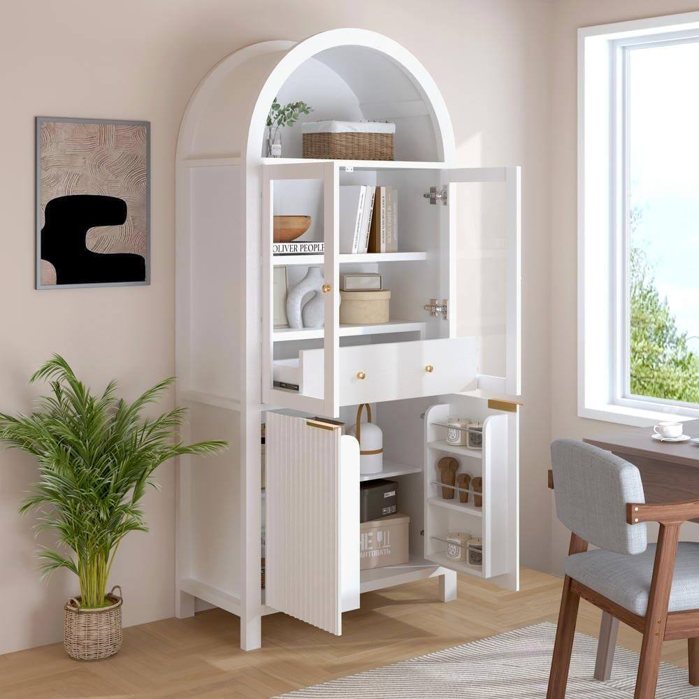 The text on the image reads:

"OLIVER PEOPLE"