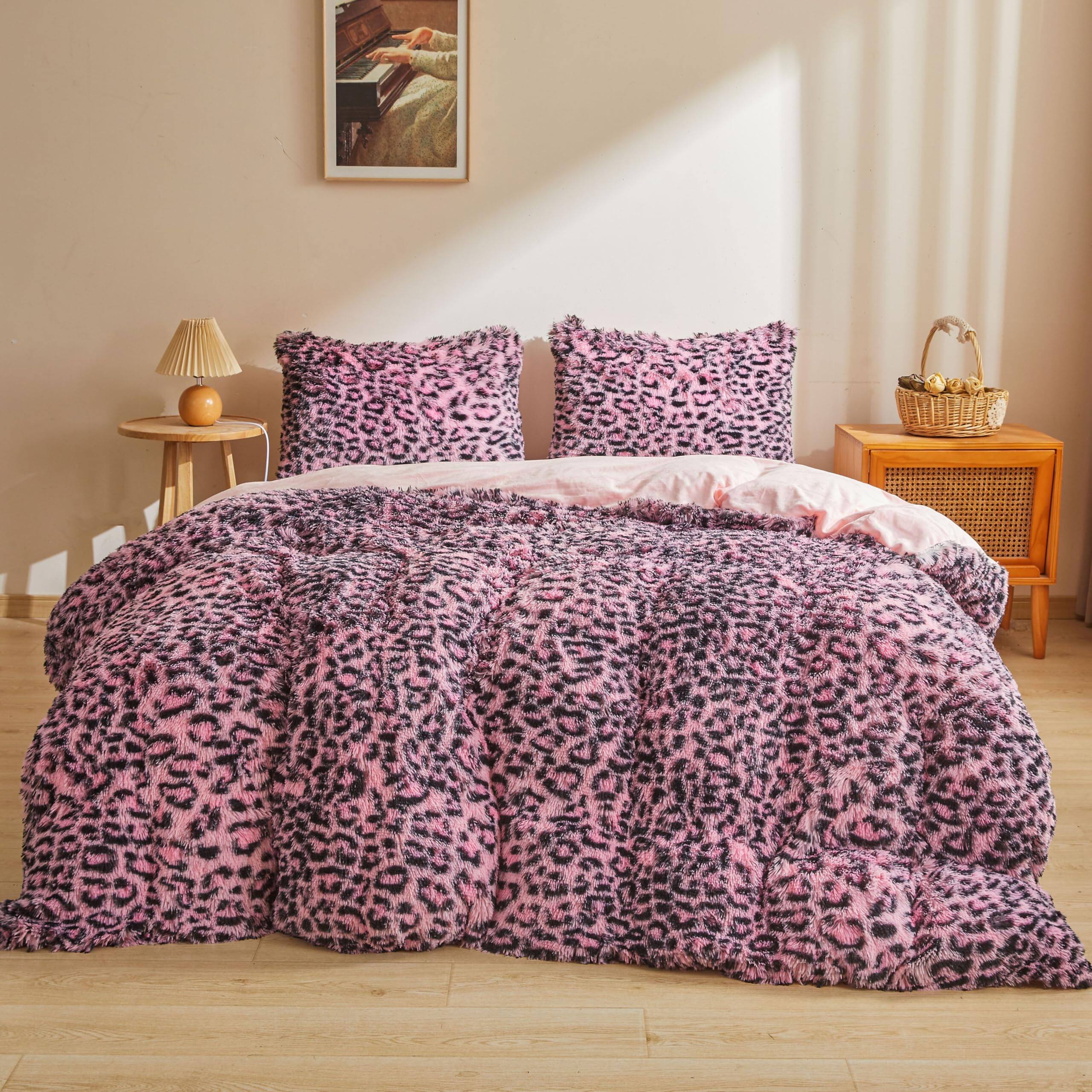 Cheetah Print Black and Pink-Queen