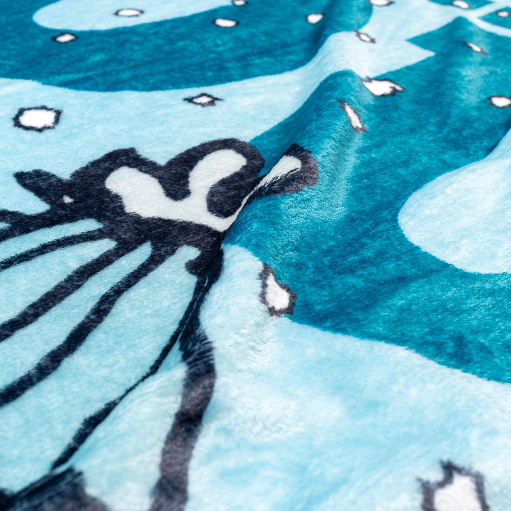 Alt View 1. Silver Buffalo - Peanuts Snoopy "Chill Out" Fleece Throw Blanket | 45 x 60 Inches - Blue.