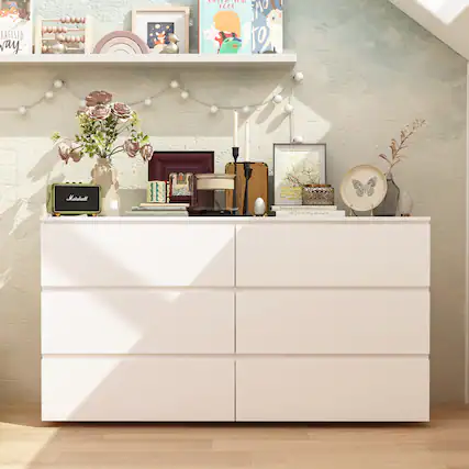 Sure, here is the corrected and grouped text from the image:
- "I RRELLED way"
- "Marshall"
- "Bringing Nations Together"