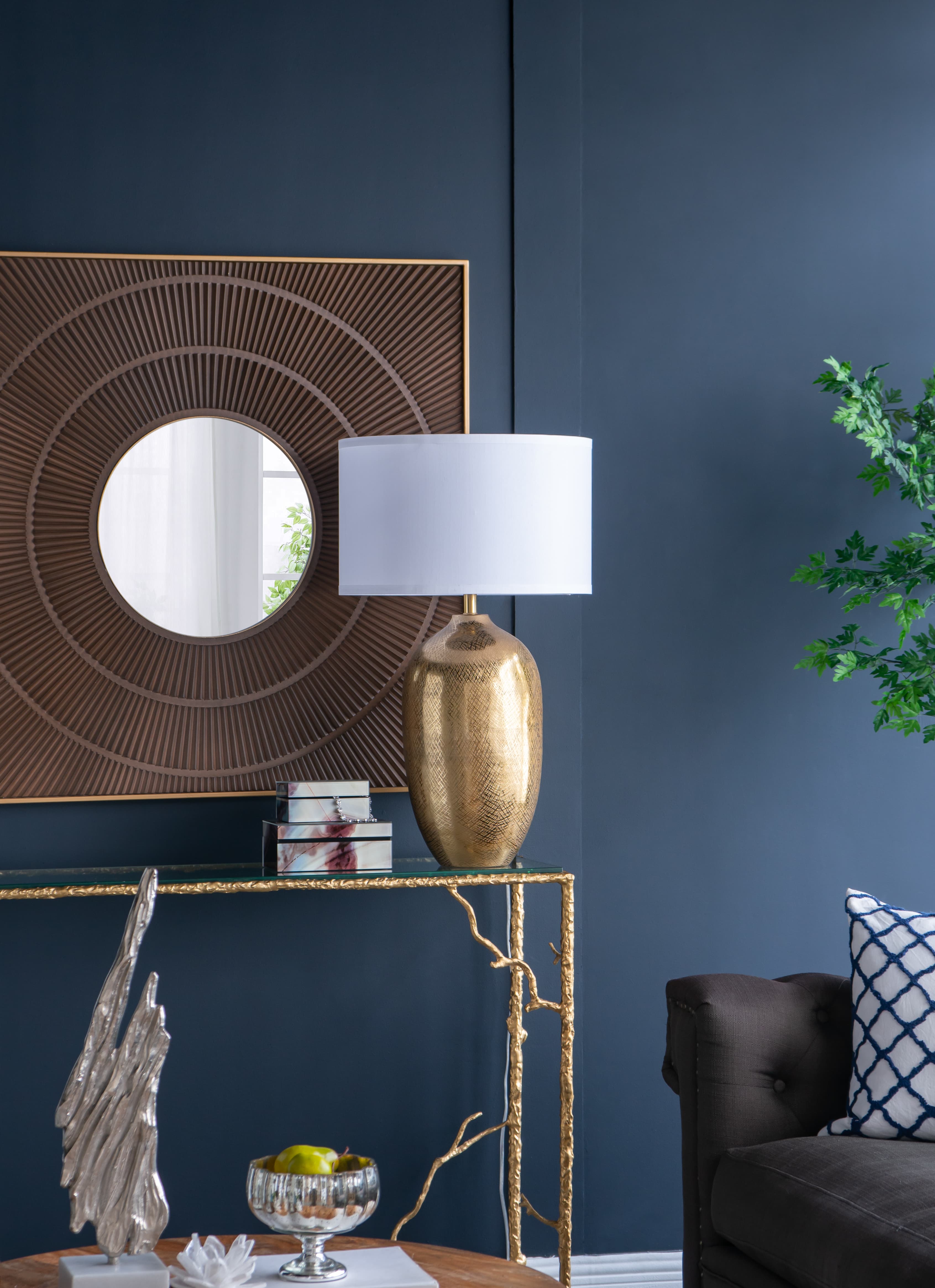 Angle. Luckbyte - D18x31" Round Aluminum Gold Table Lamp White Fabric Shade Lamp Shade Assembly Required.